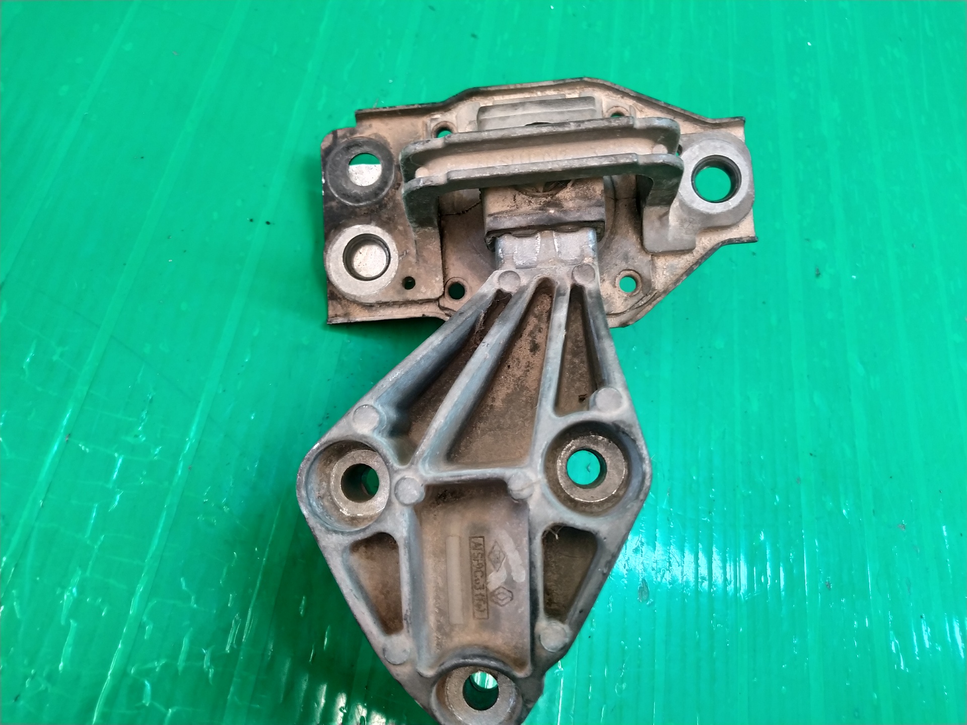 SOPORTE MOTOR DERECHO