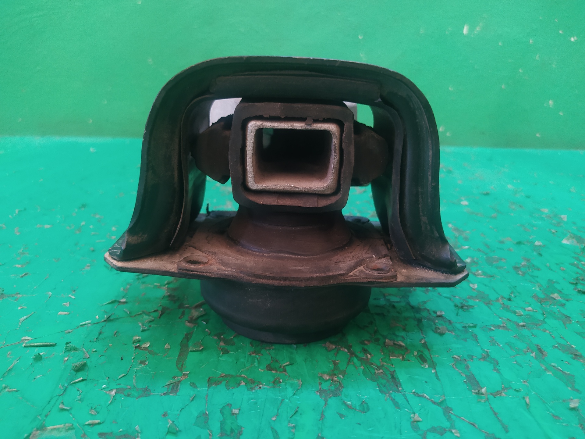 SOPORTE MOTOR DERECHO