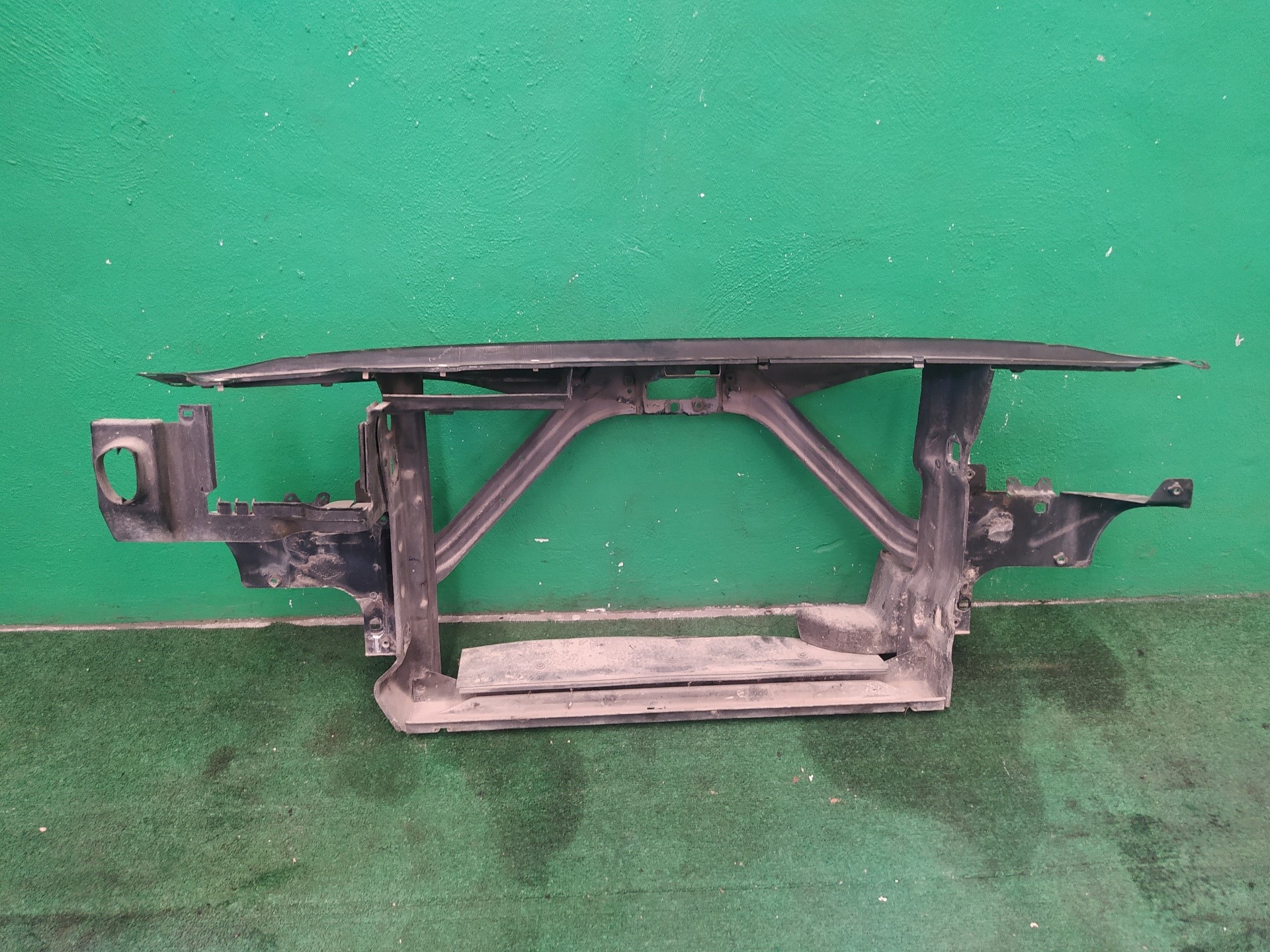 PANEL FRONTAL