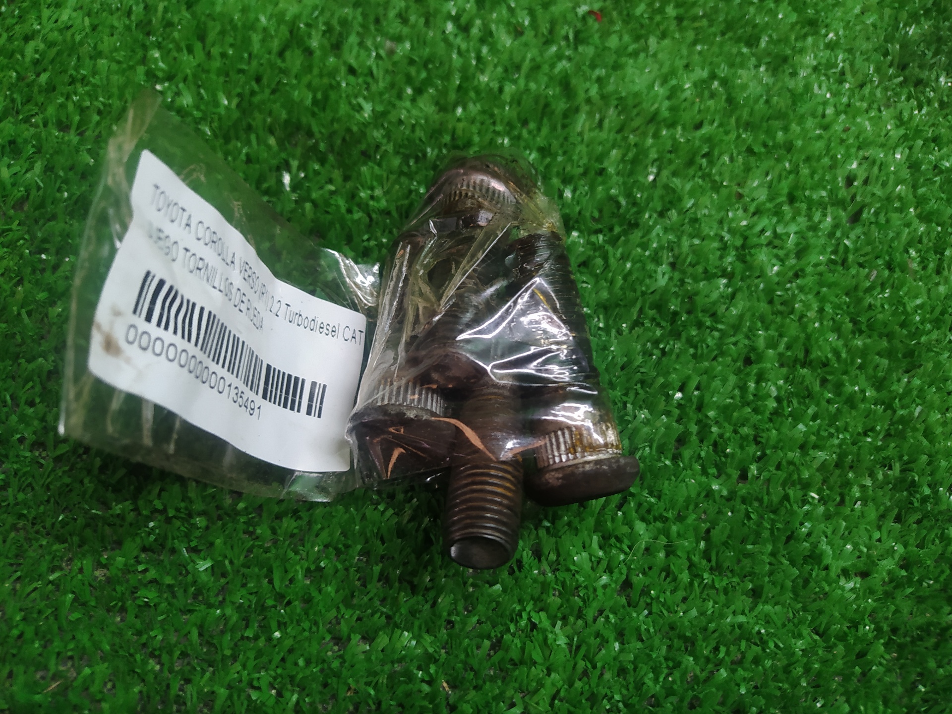 JUEGO TORNILLOS DE RUEDA