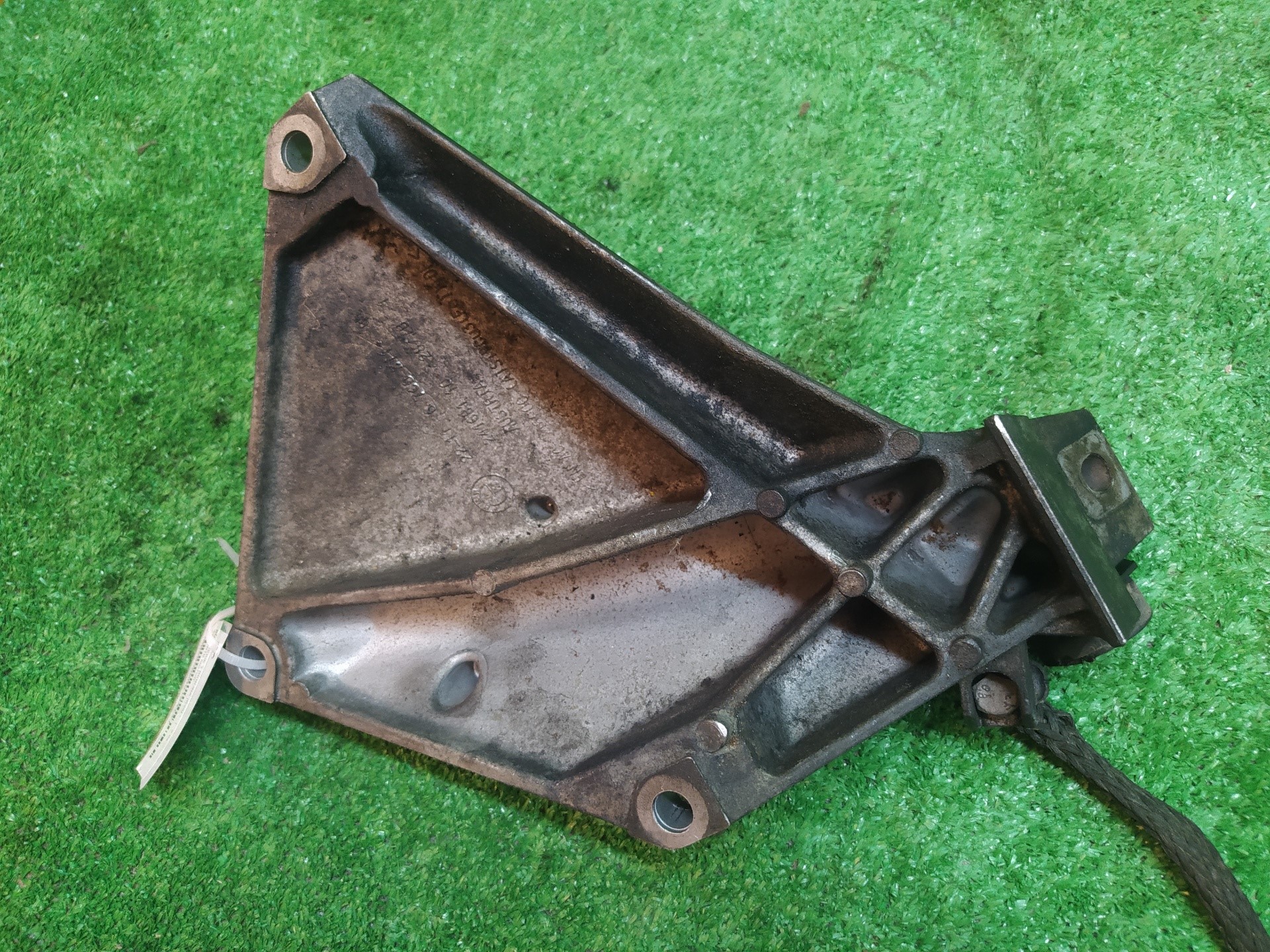 SOPORTE MOTOR