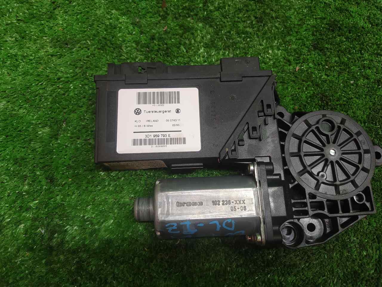 MOTOR ELEVALUNAS DELANTERO IZQUIERDO