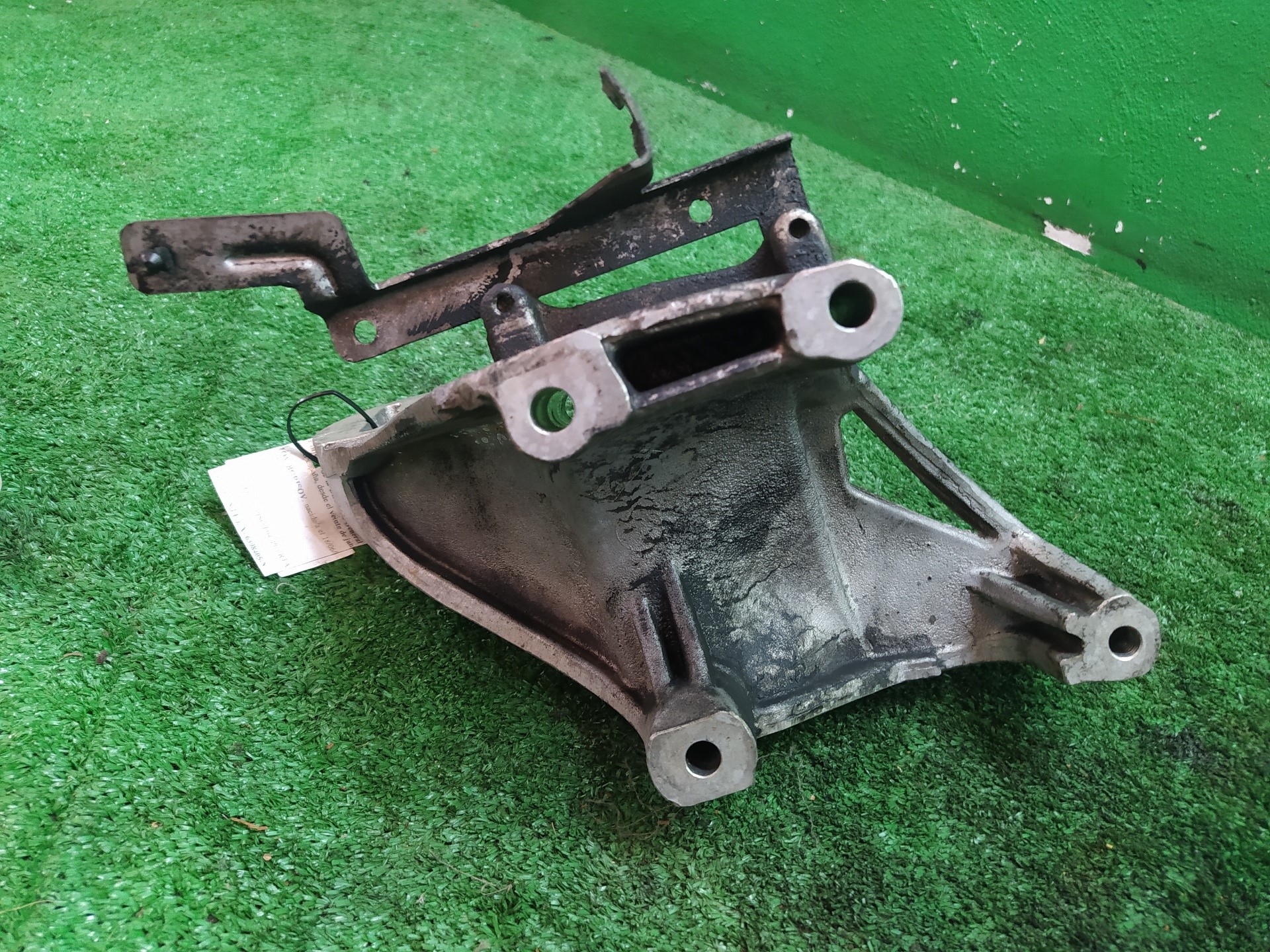 SOPORTE MOTOR