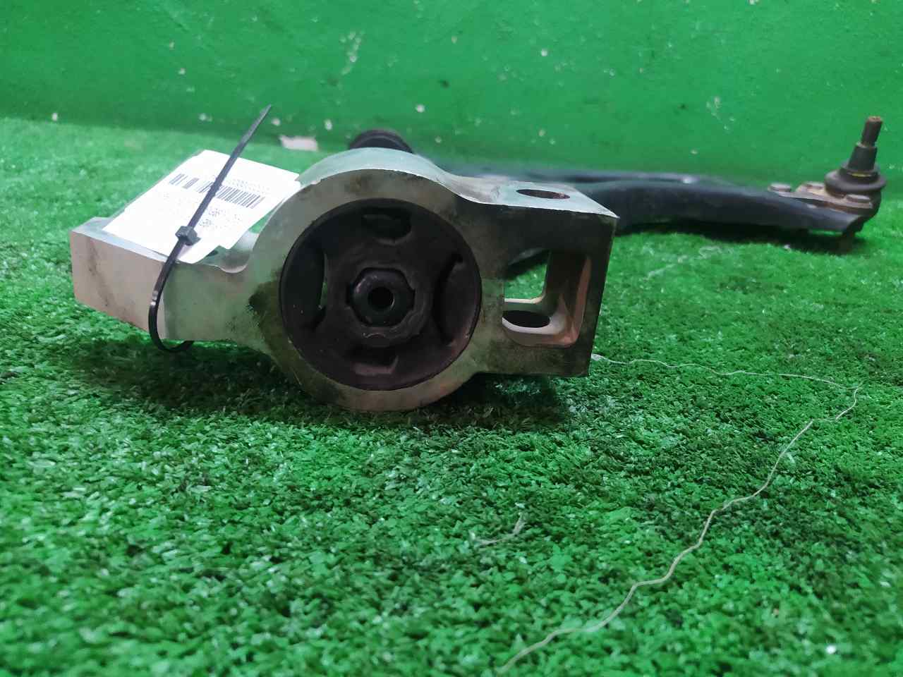 BRAZO SUSPENSION DELANTERO DERECHO