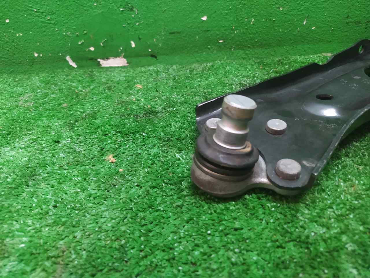 BRAZO SUSPENSION DELANTERO IZQUIERDO