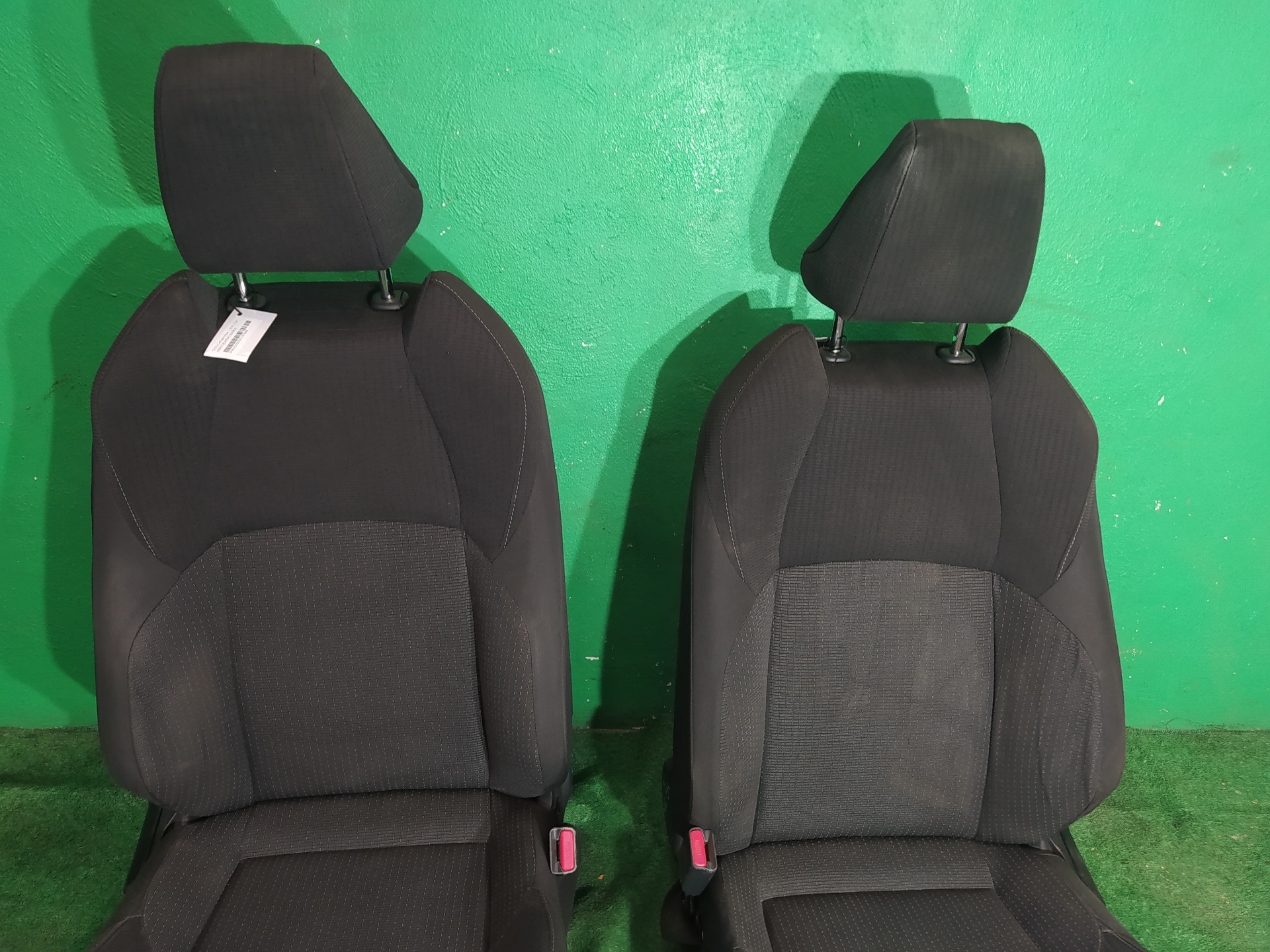 ASIENTO DELANTERO IZQUIERDO