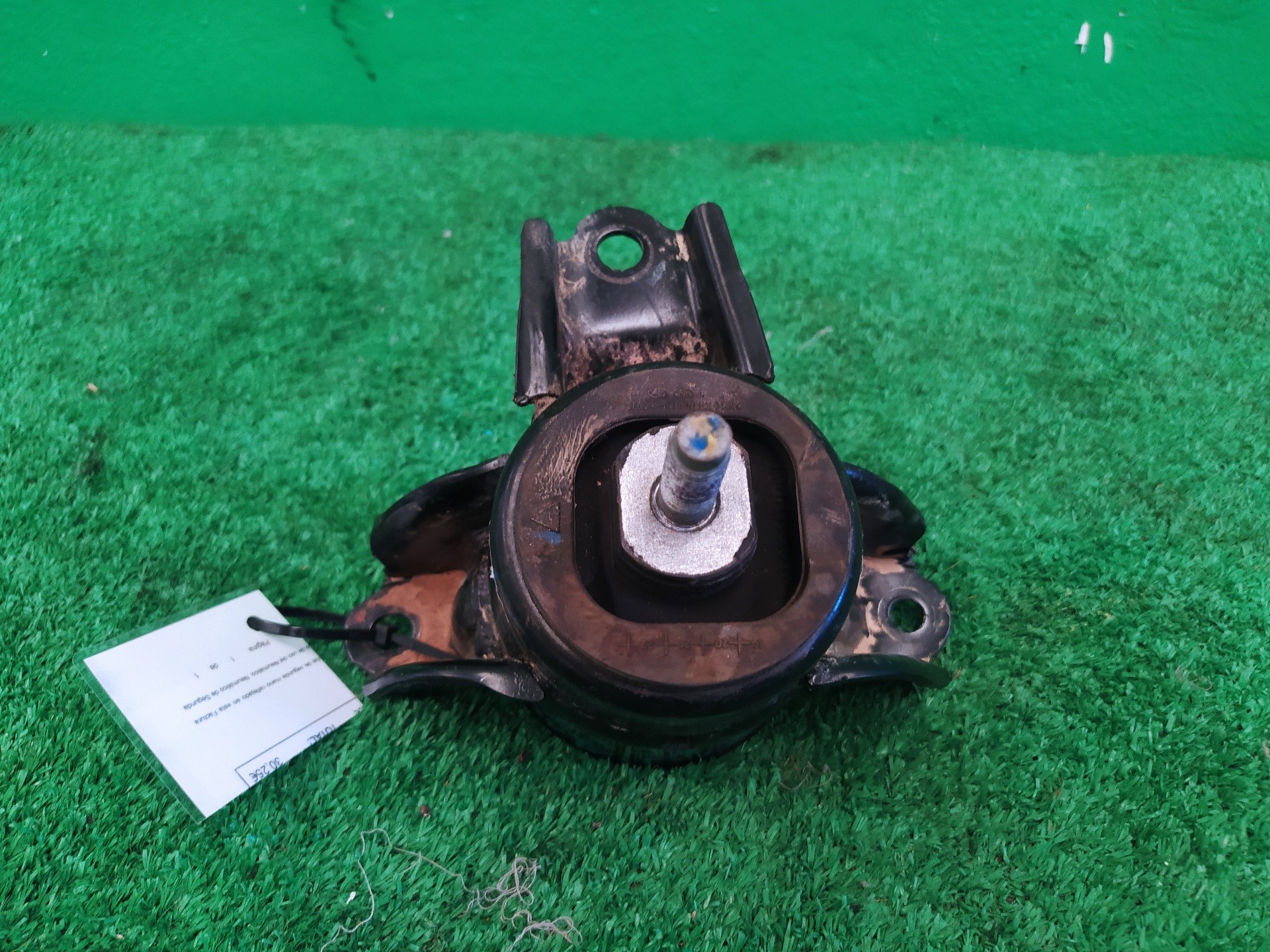 SOPORTE MOTOR DERECHO