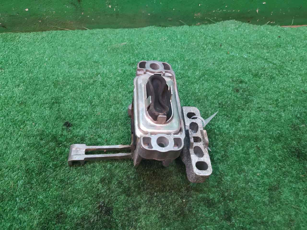 SOPORTE MOTOR