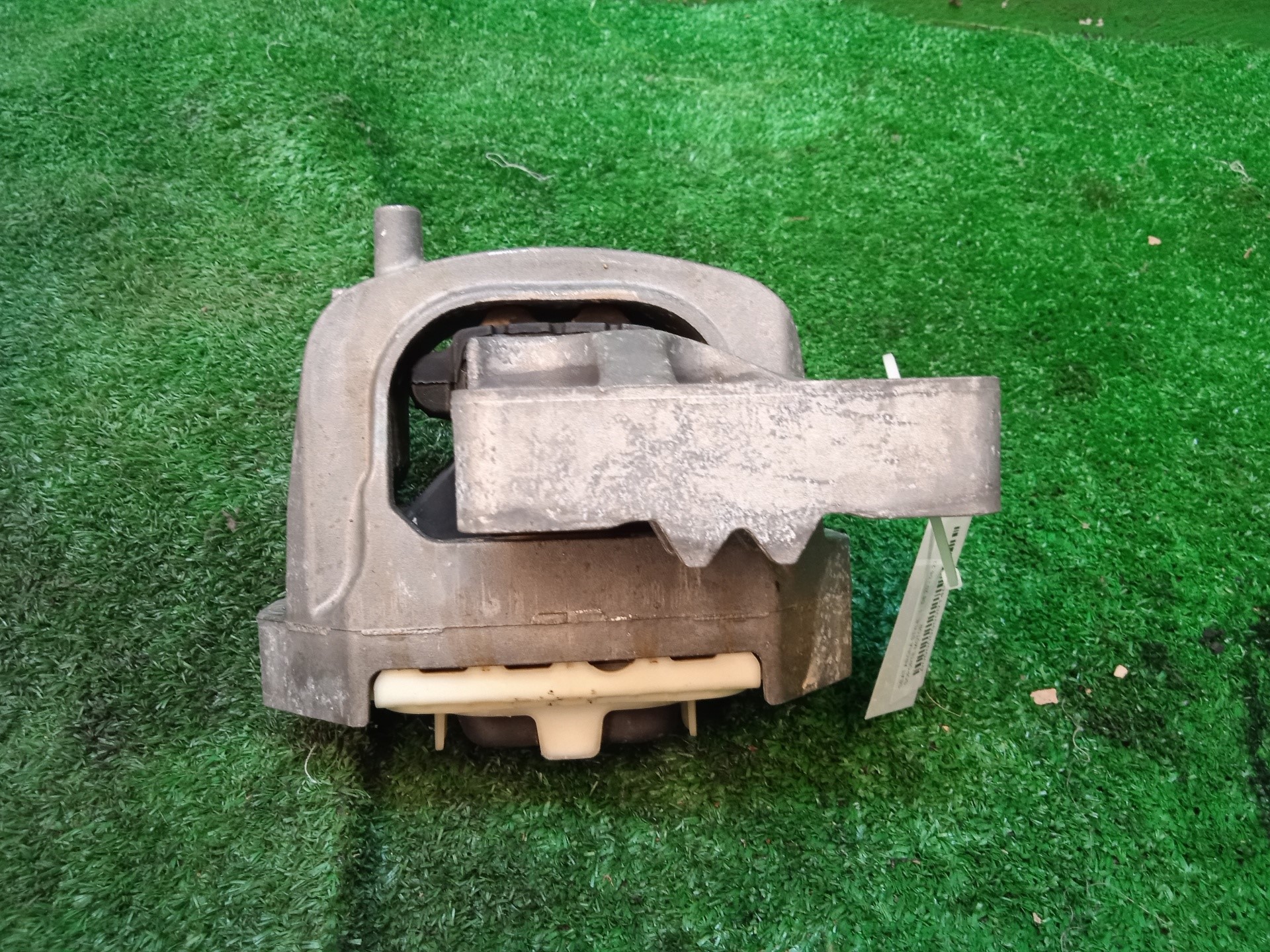 SOPORTE MOTOR