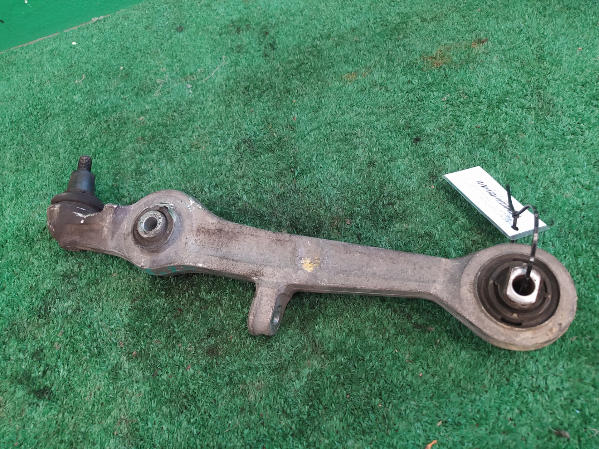 BRAZO SUSPENSION DELANTERO IZQUIERDO