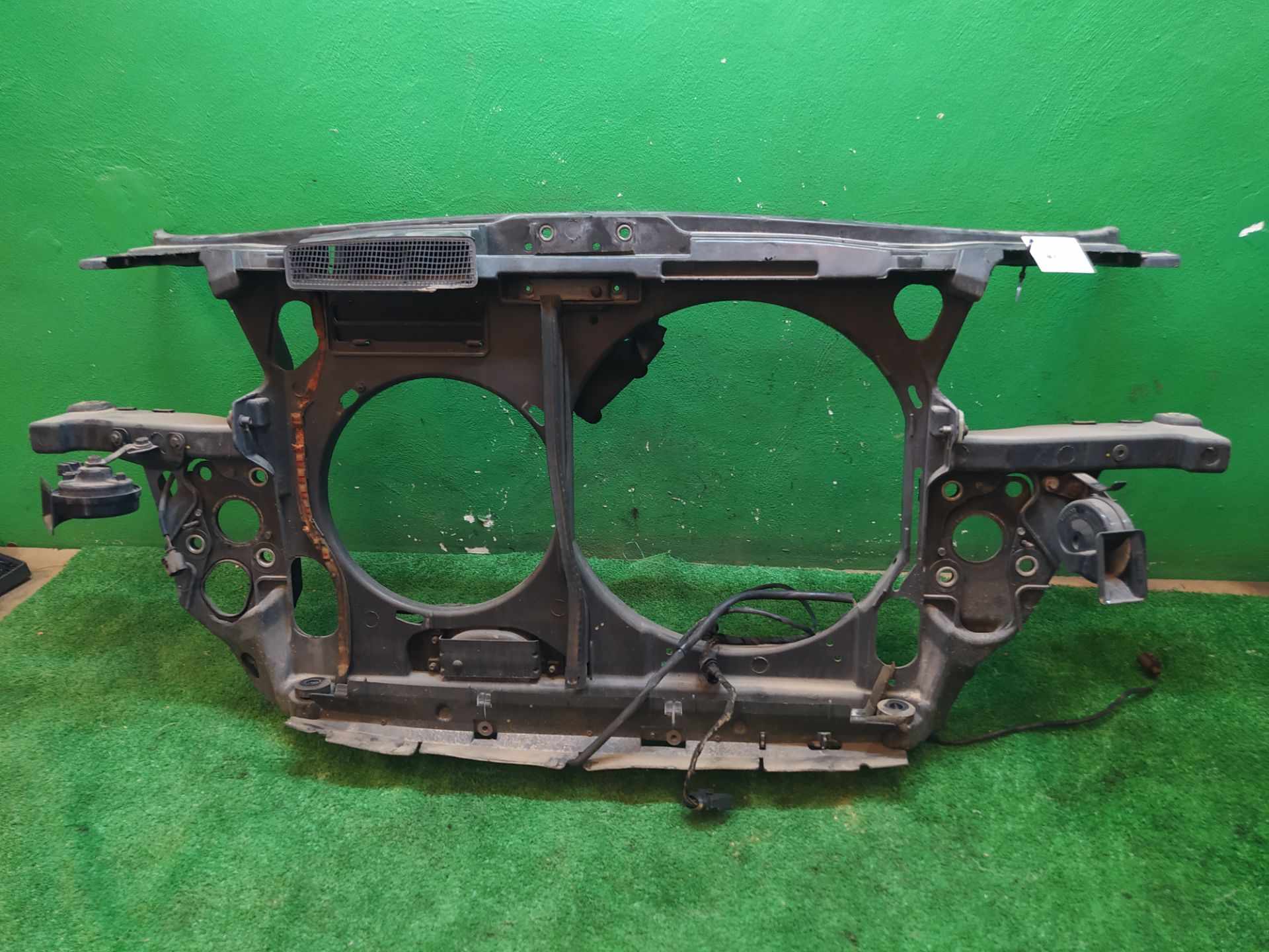PANEL FRONTAL