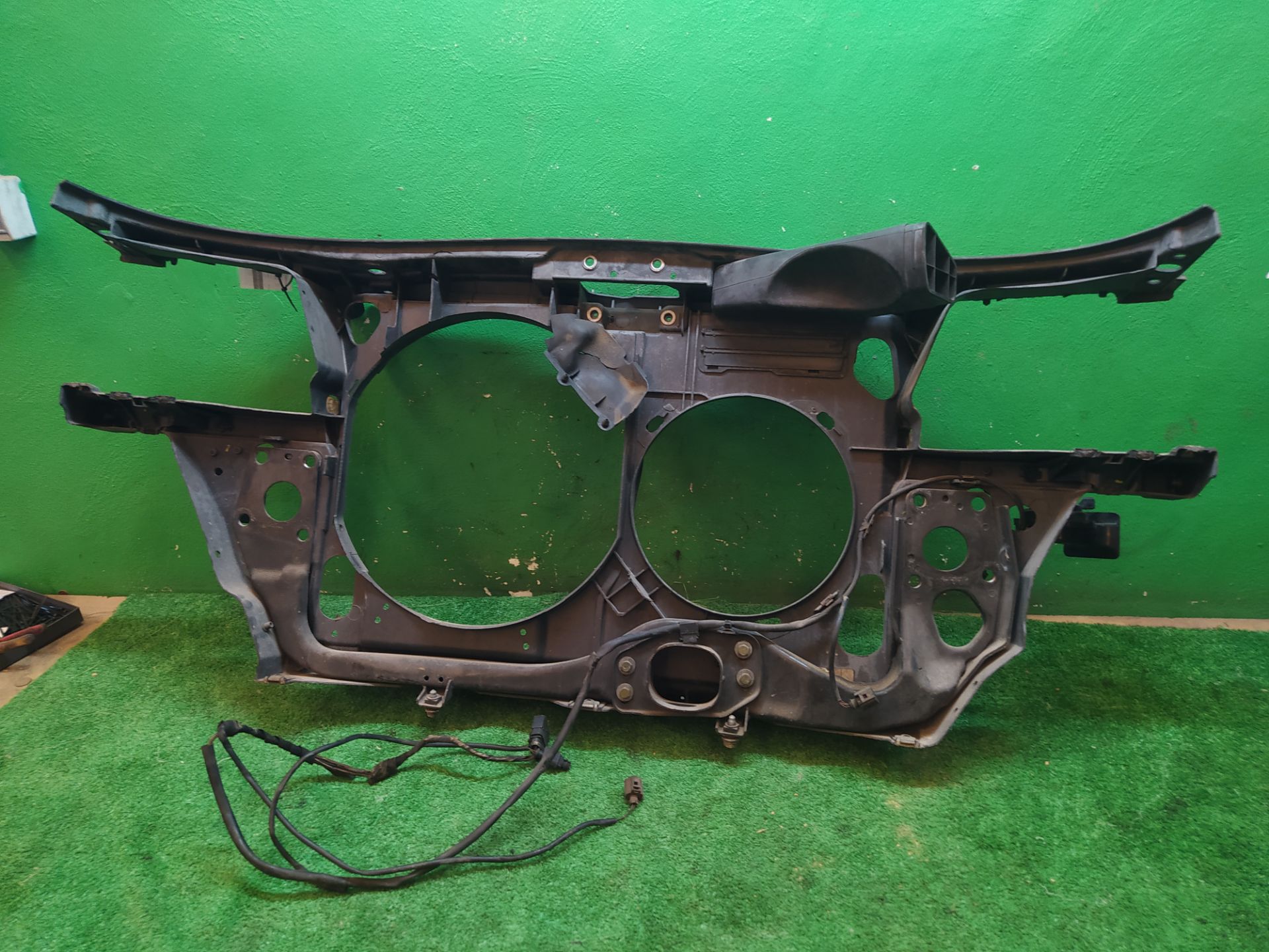 PANEL FRONTAL