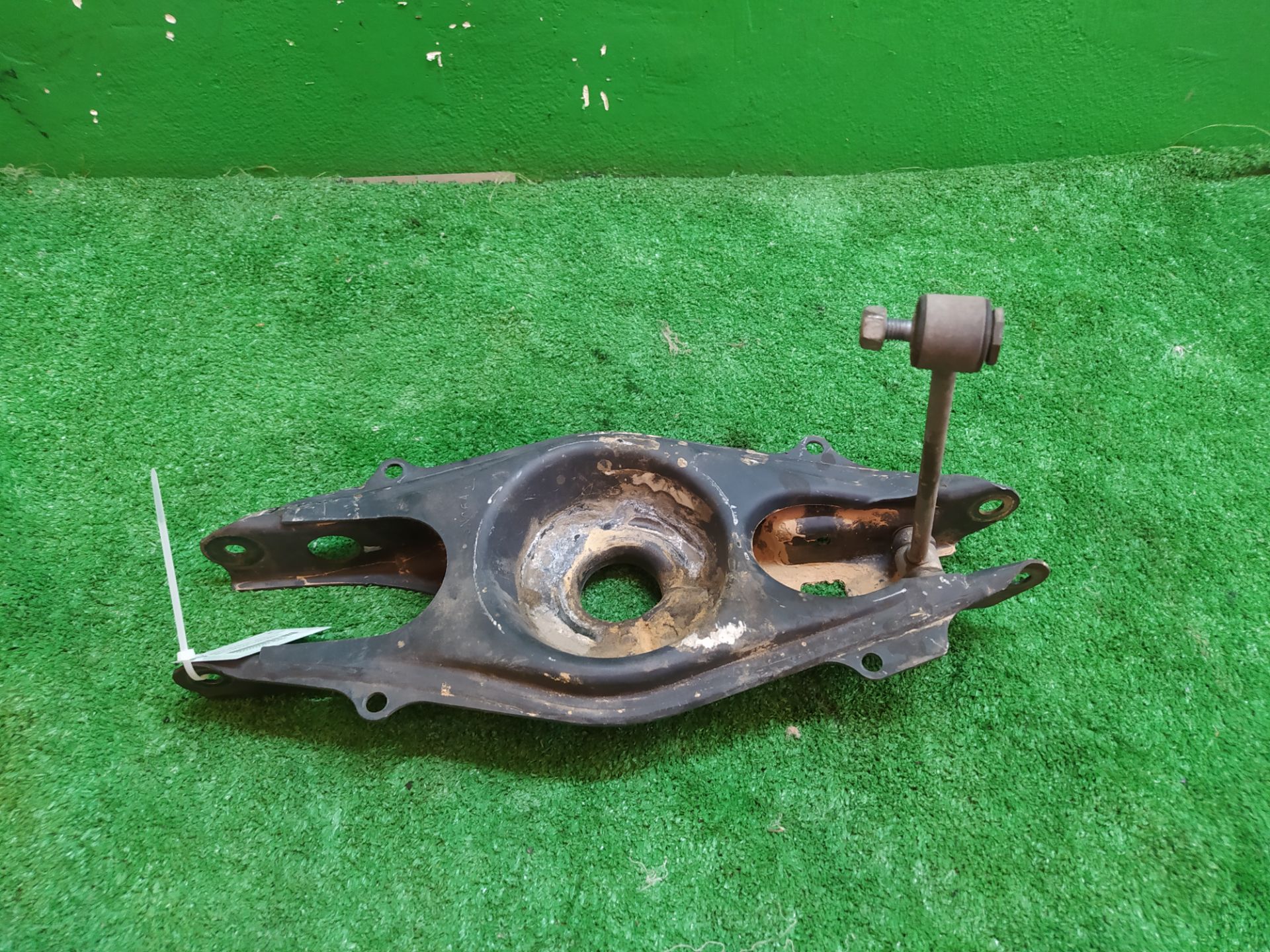Tienda BRAZO SUSPENSION TRASERO DERECHO
