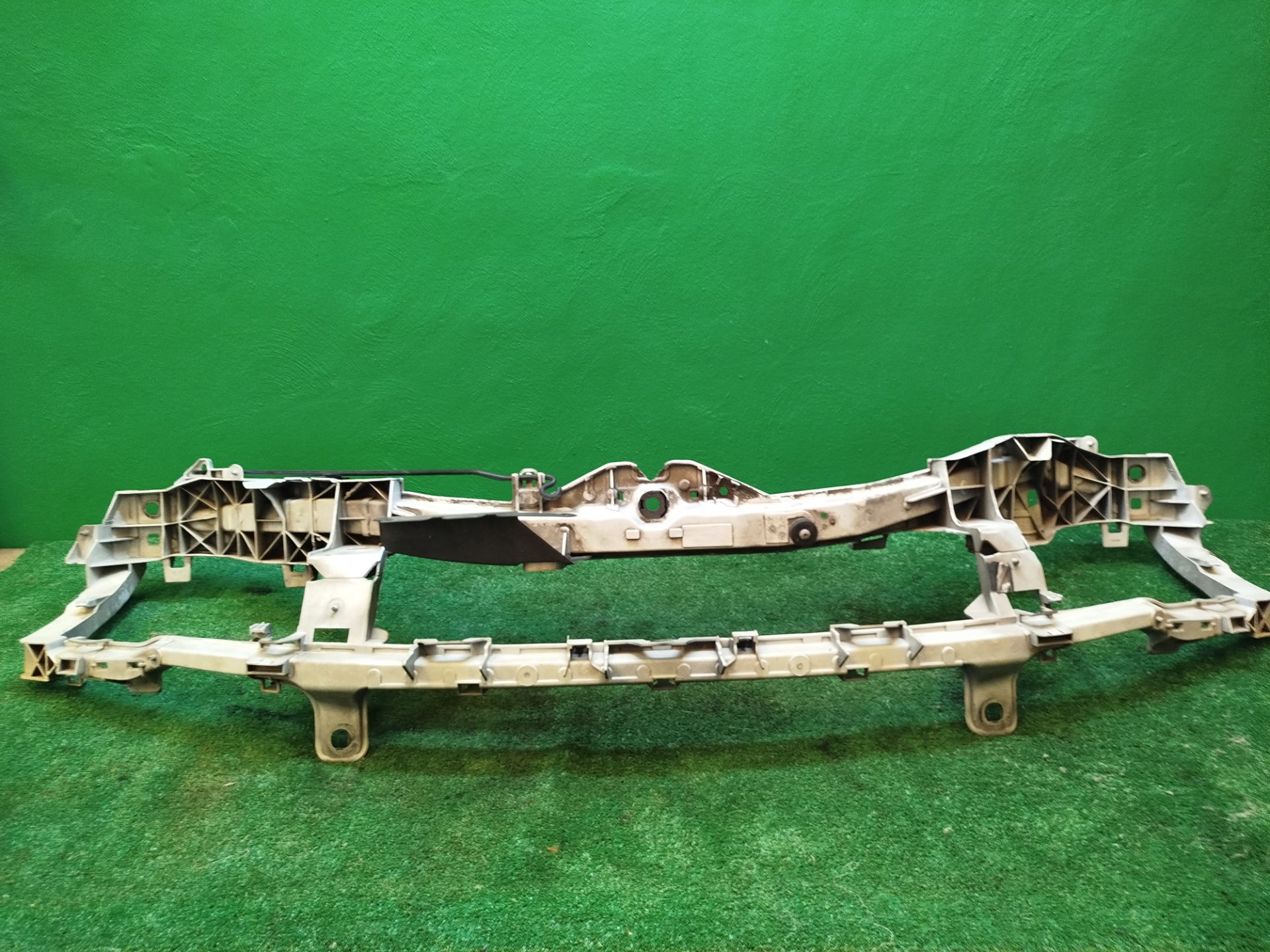 PANEL FRONTAL