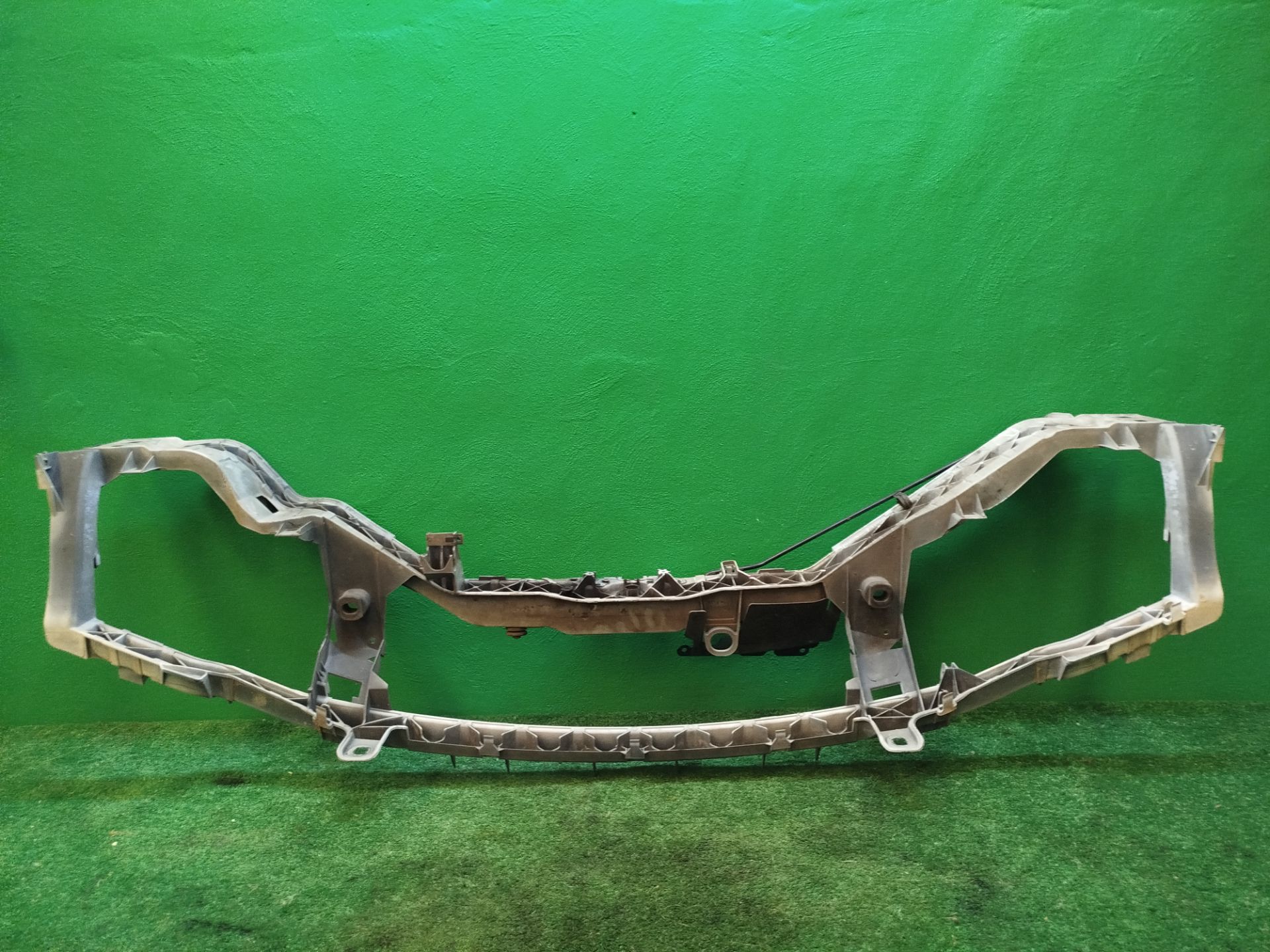 PANEL FRONTAL