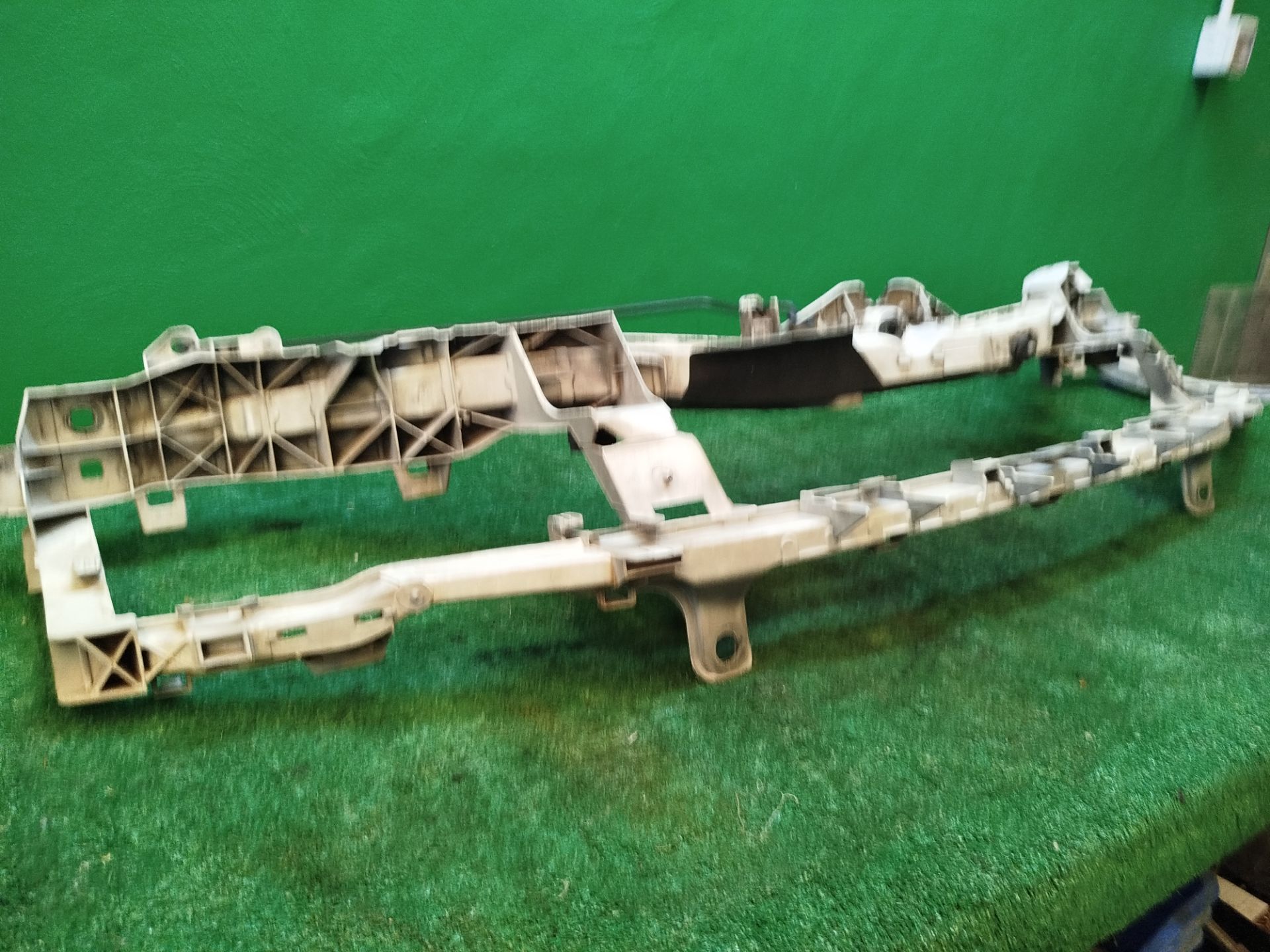 PANEL FRONTAL