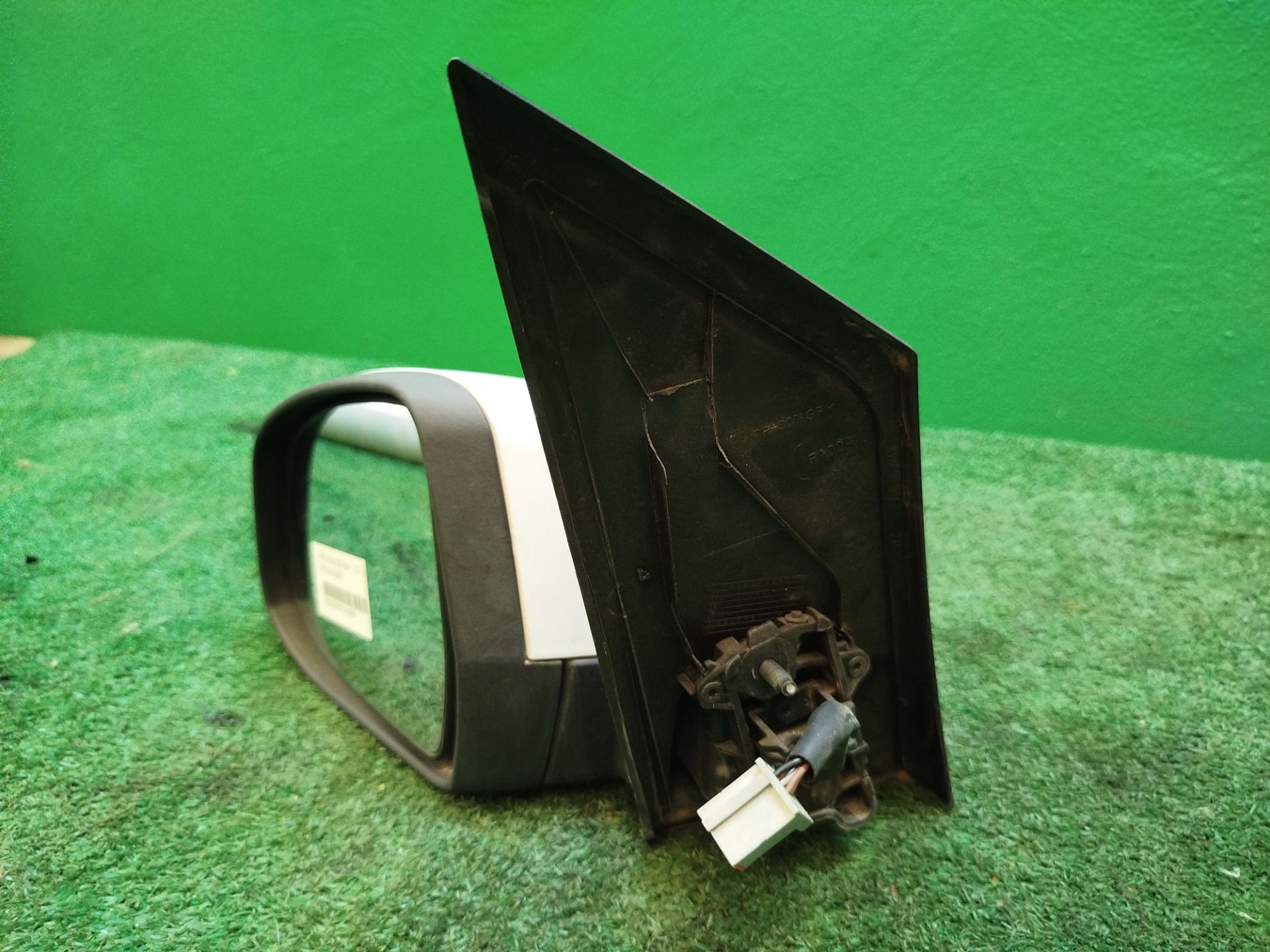 RETROVISOR IZQUIERDO