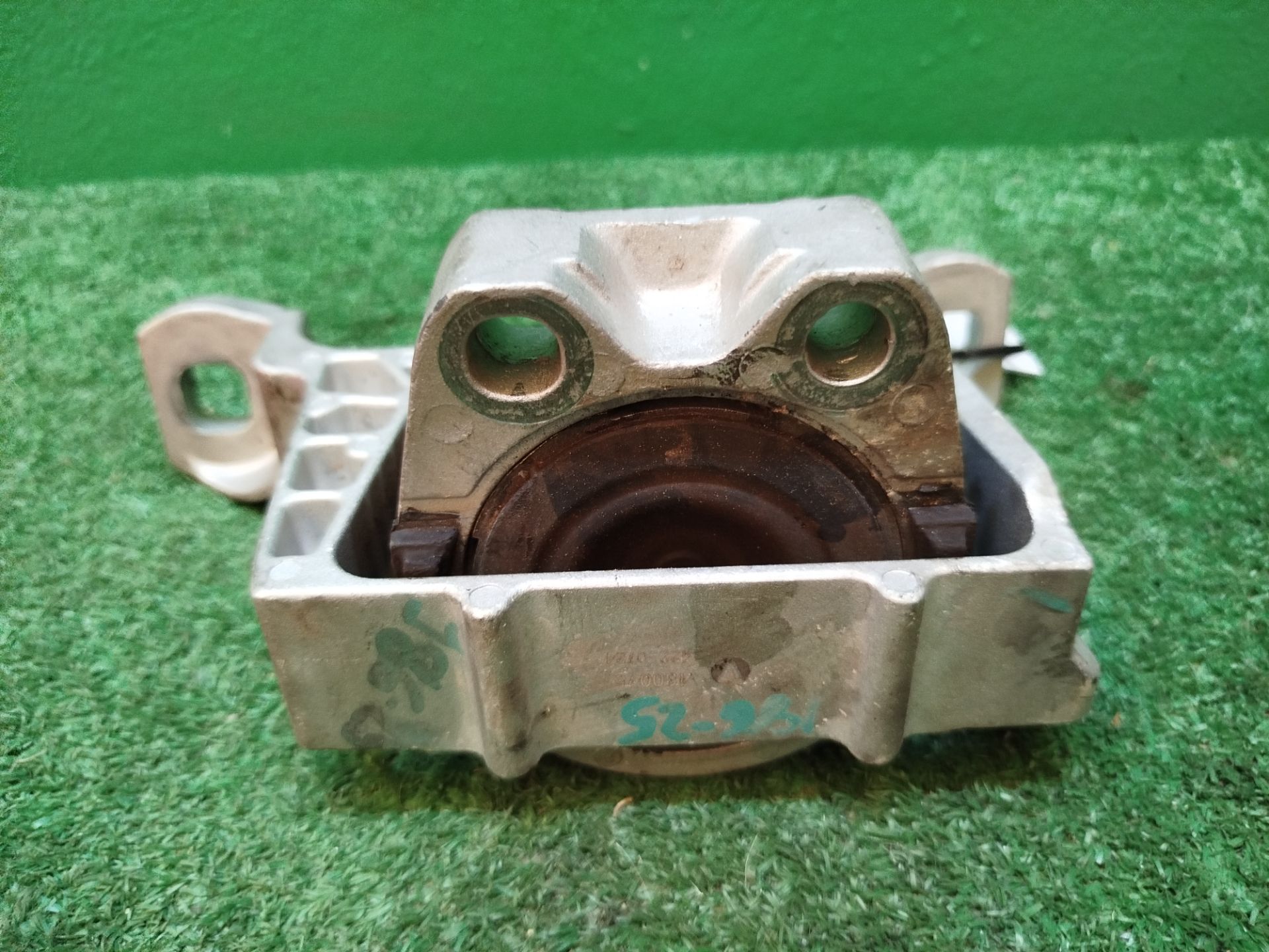 SOPORTE MOTOR