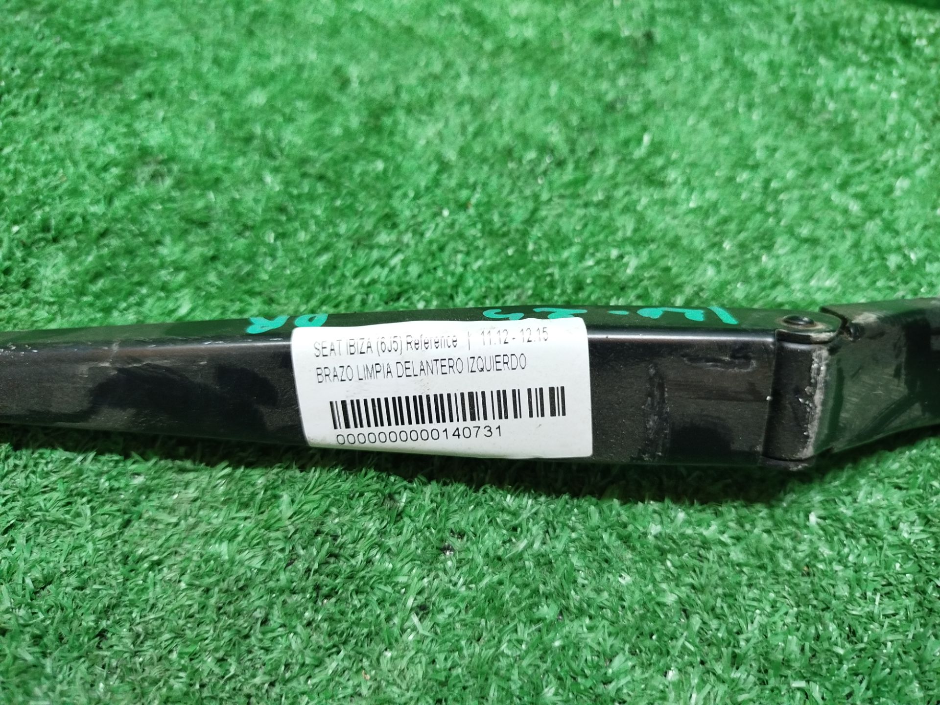 BRAZO LIMPIA DELANTERO IZQUIERDO