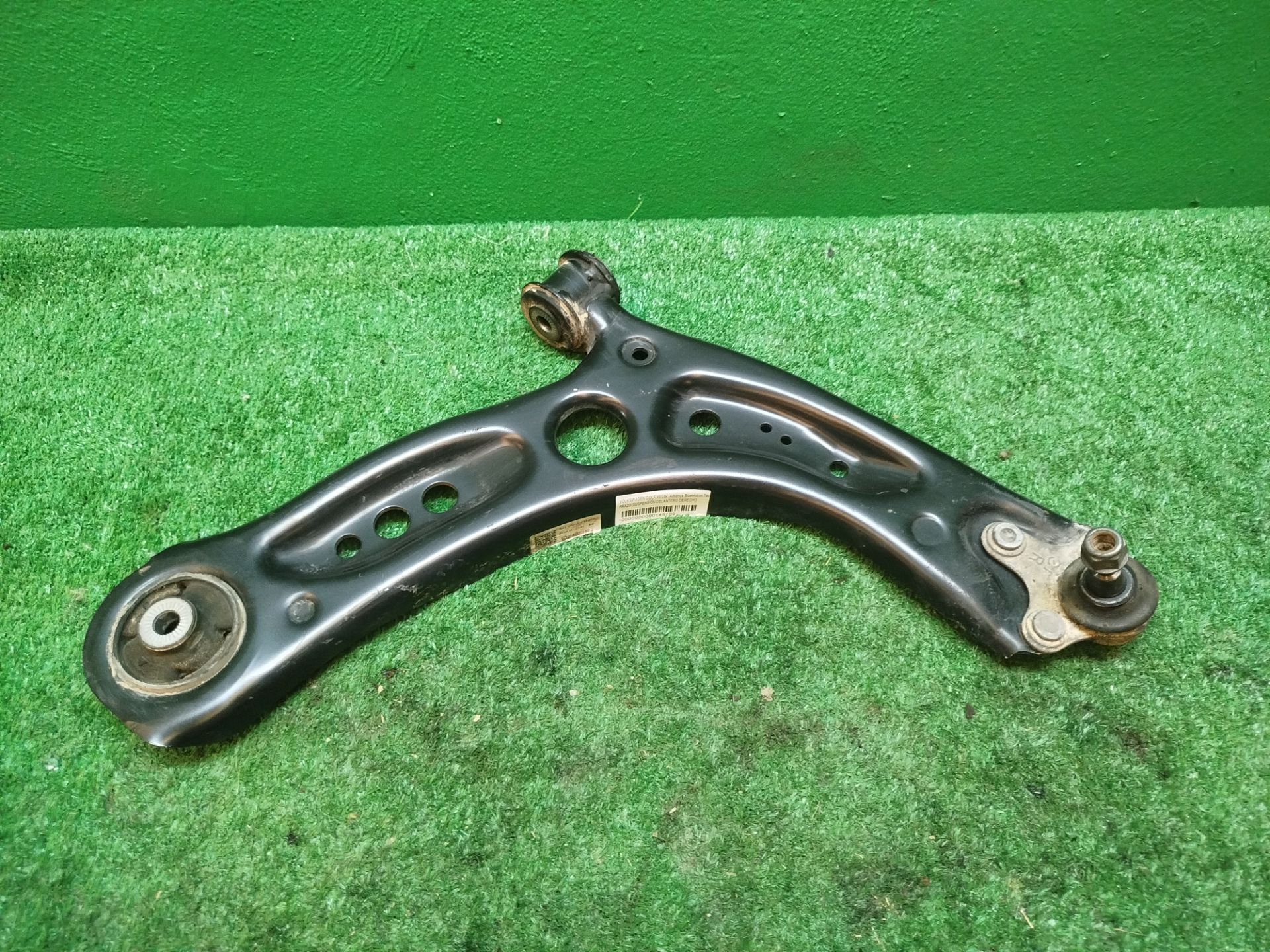 BRAZO SUSPENSION DELANTERO IZQUIERDO