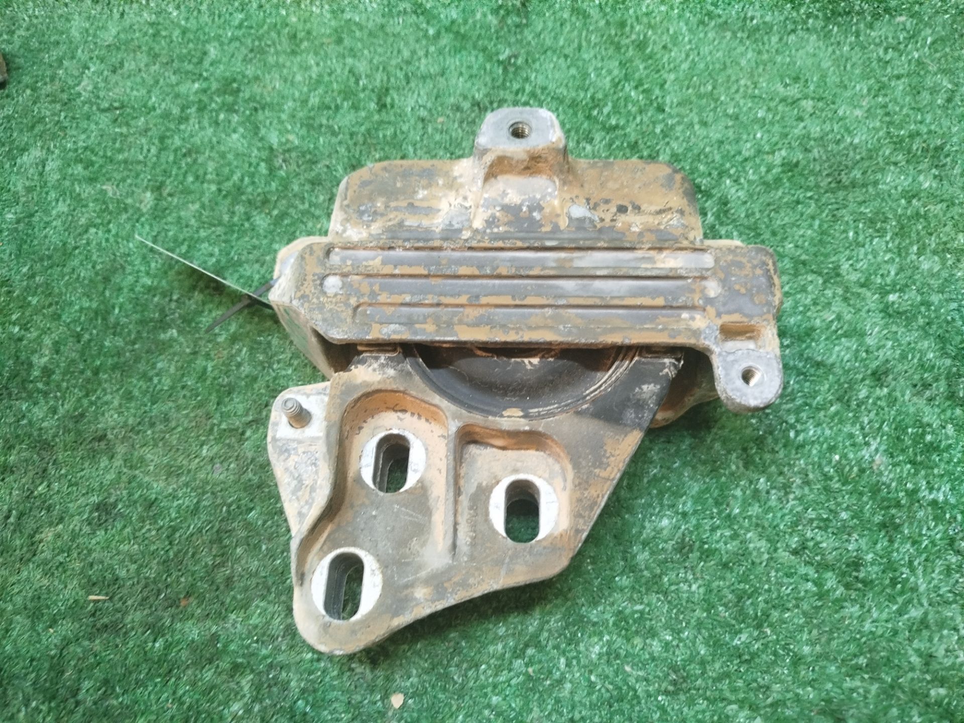 SOPORTE MOTOR