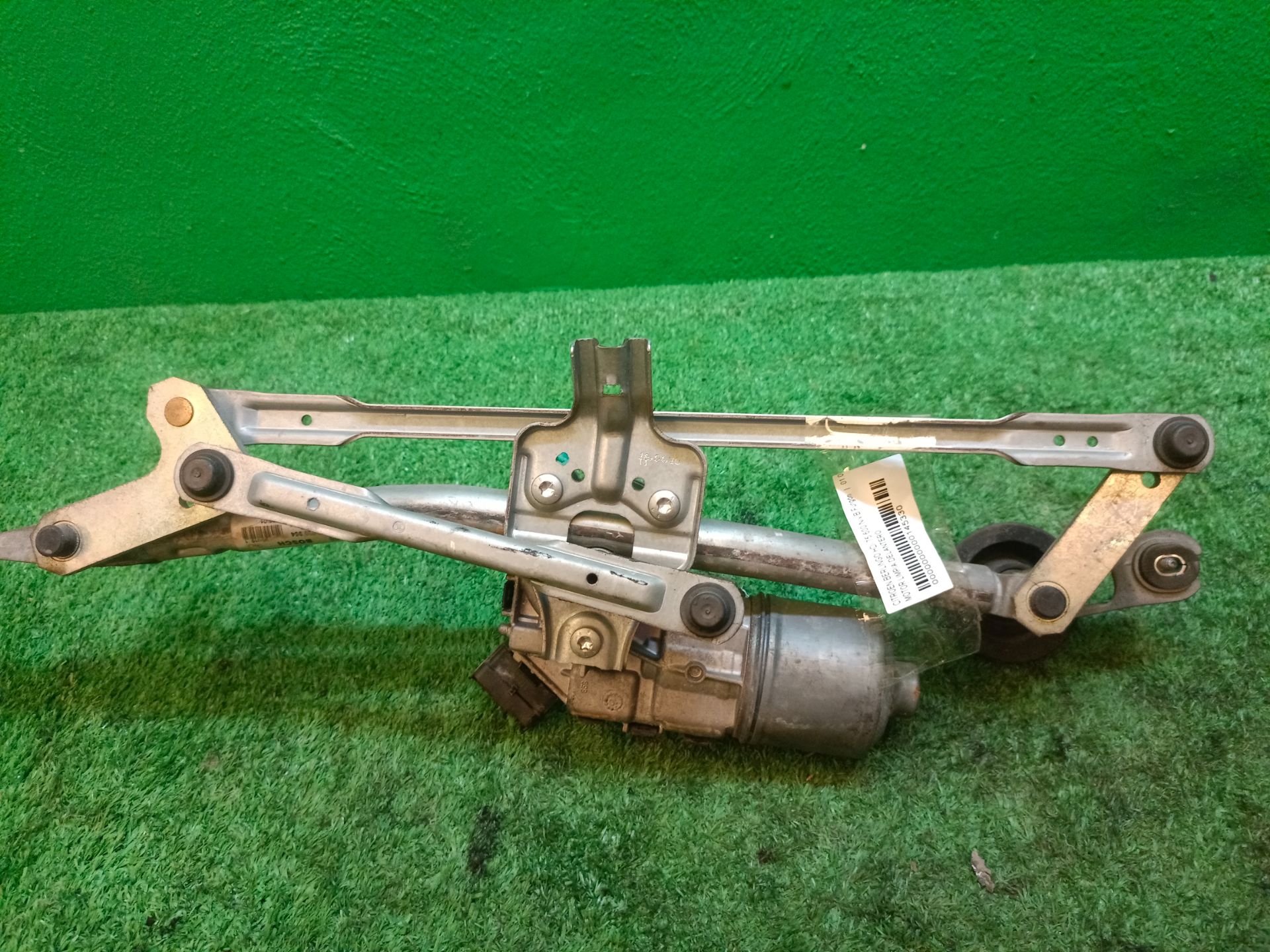 MOTOR LIMPIA DELANTERO