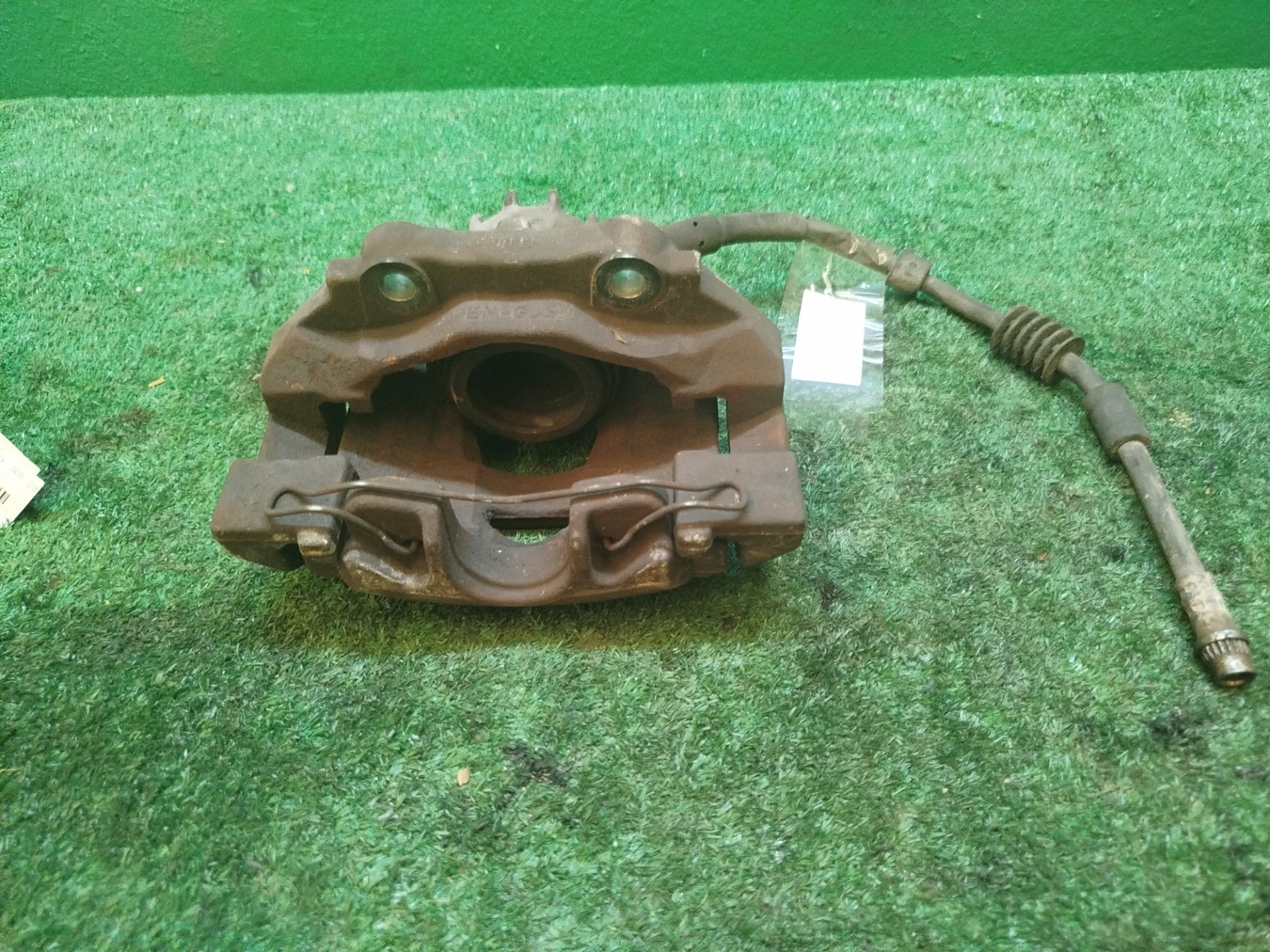 PINZA DE FRENO DELANTERA DERECHA