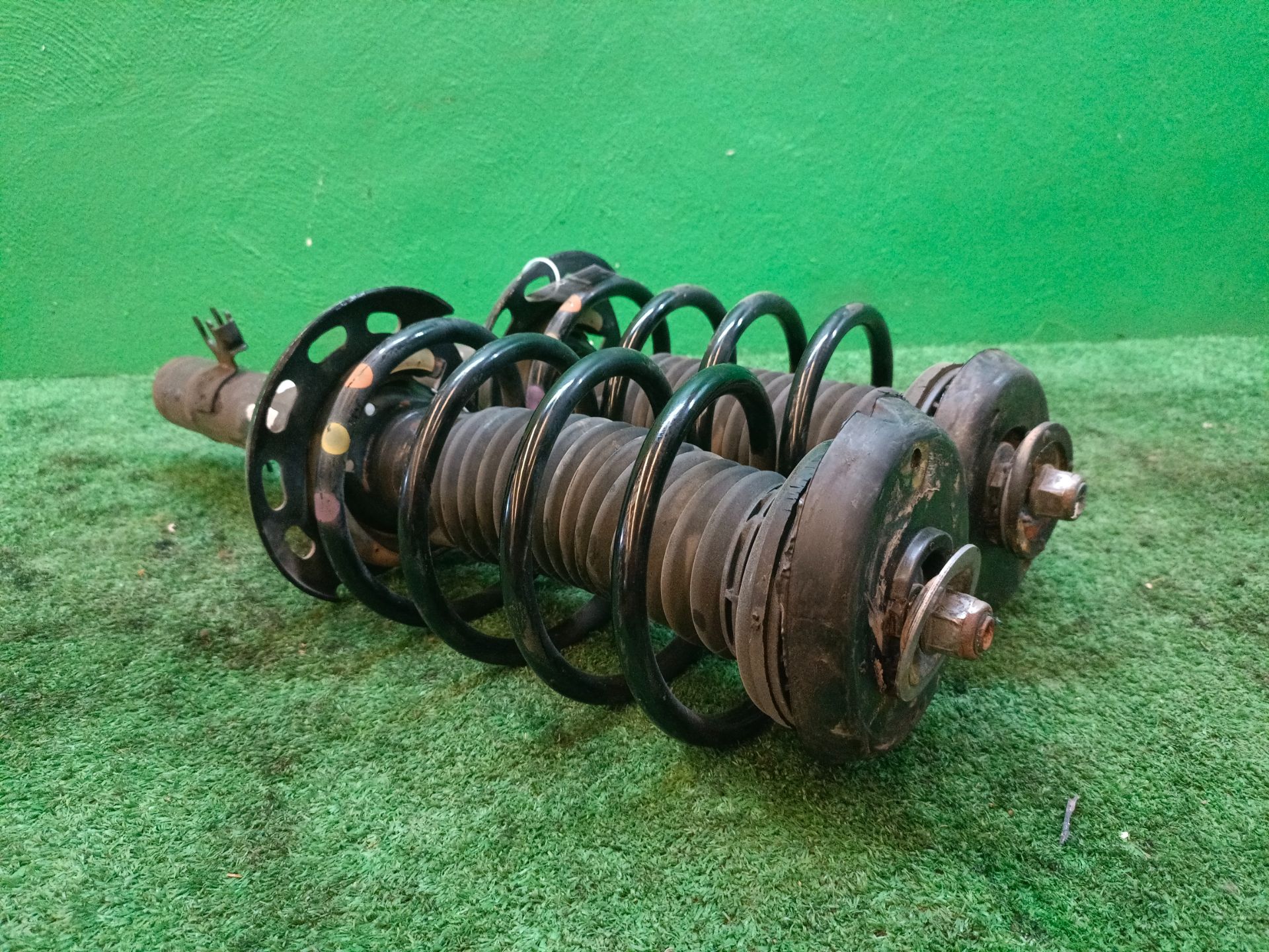 JUEGO AMORTIGUADORES DELANTERO
