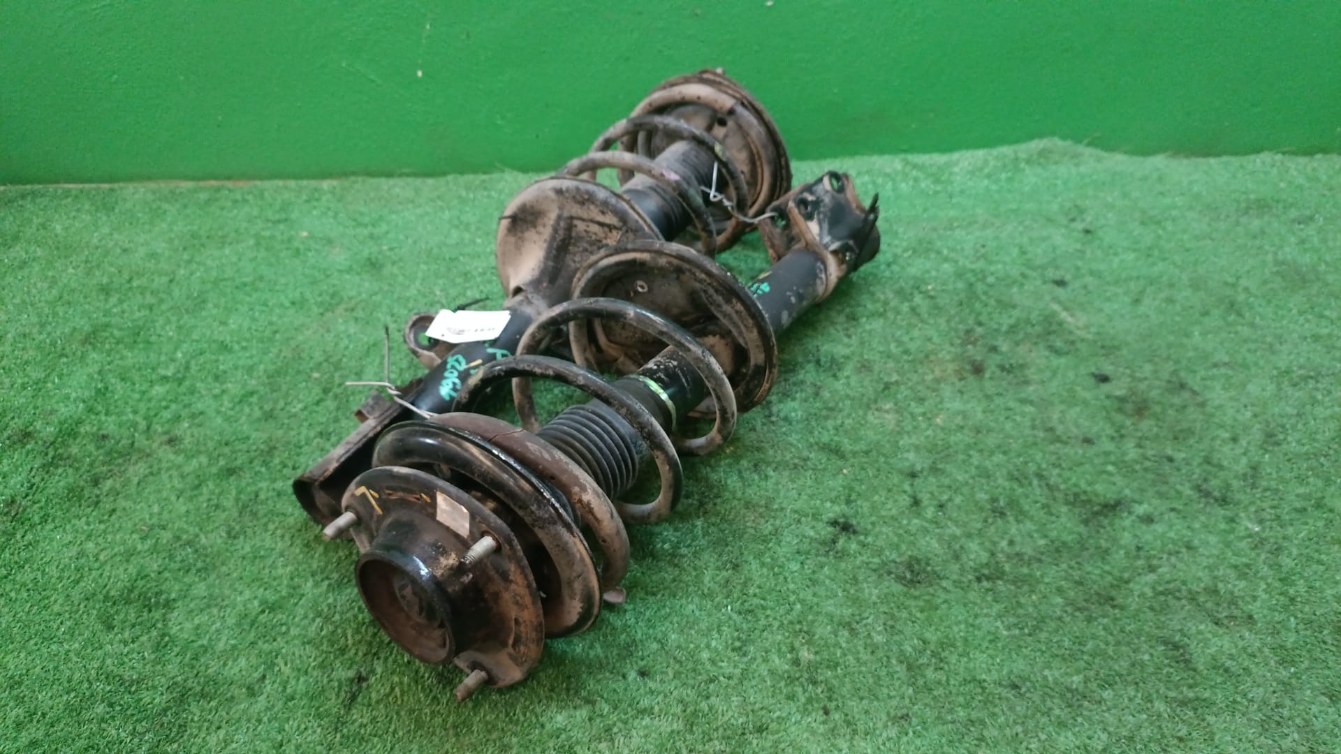 JUEGO AMORTIGUADORES DELANTERO