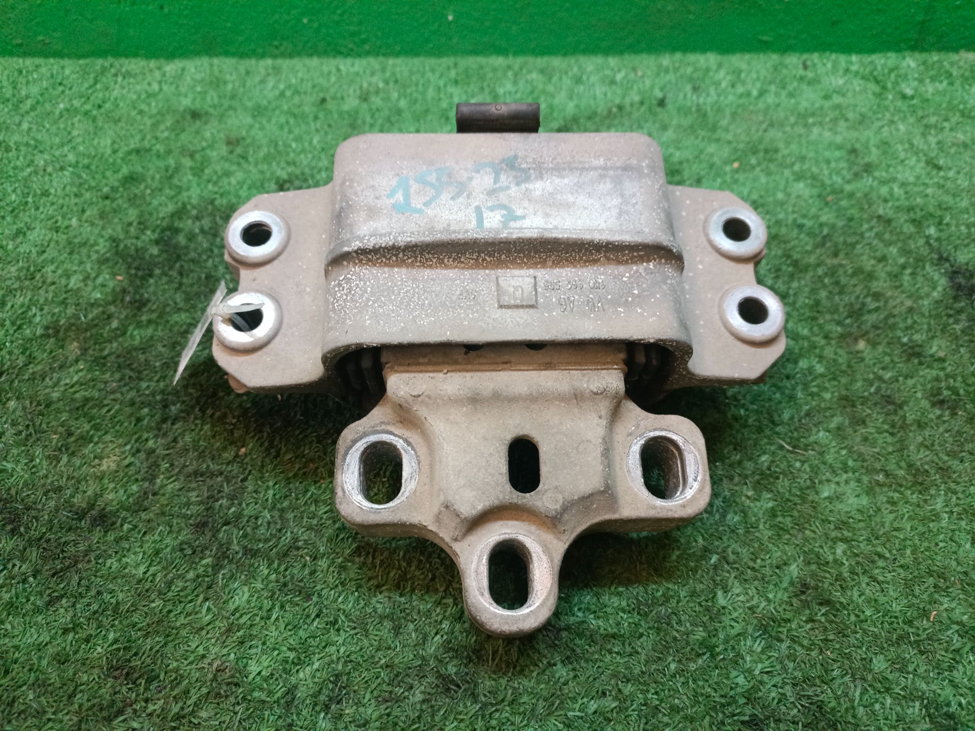 SOPORTE MOTOR IZQUIERDO