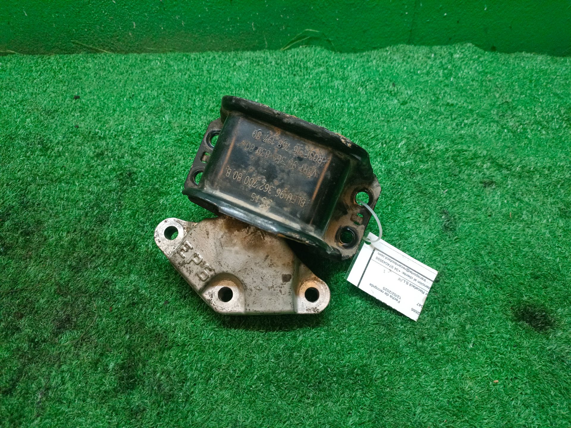 SOPORTE MOTOR DERECHO