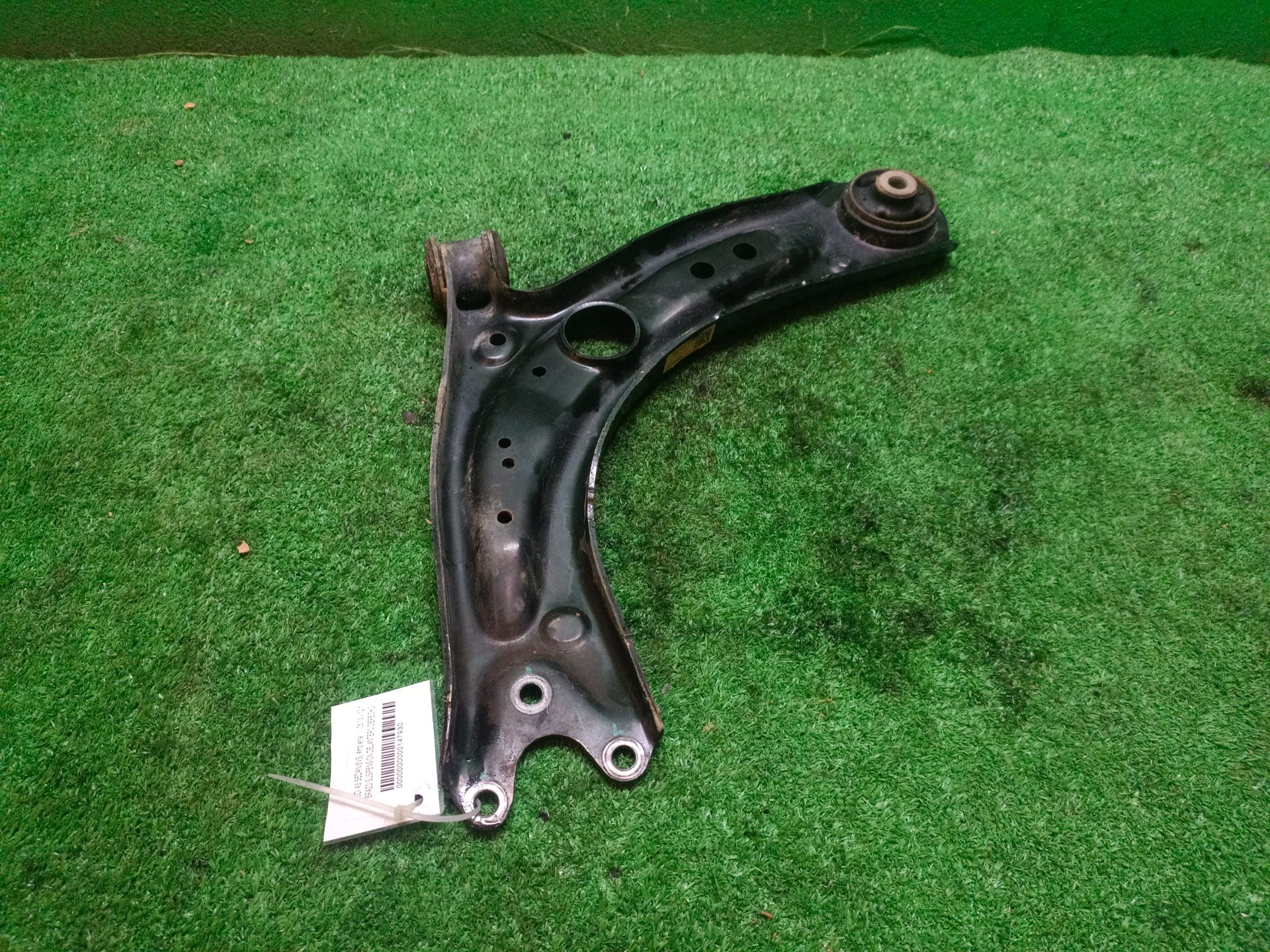 BRAZO SUSPENSION DELANTERO DERECHO
