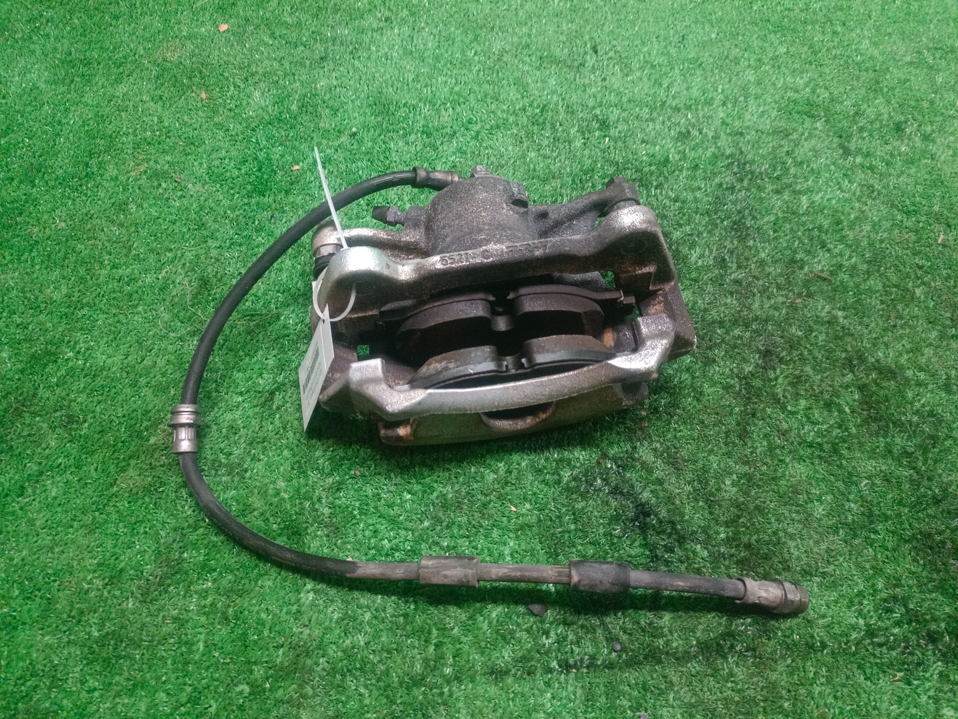 PINZA DE FRENO DELANTERA IZQUIERDA