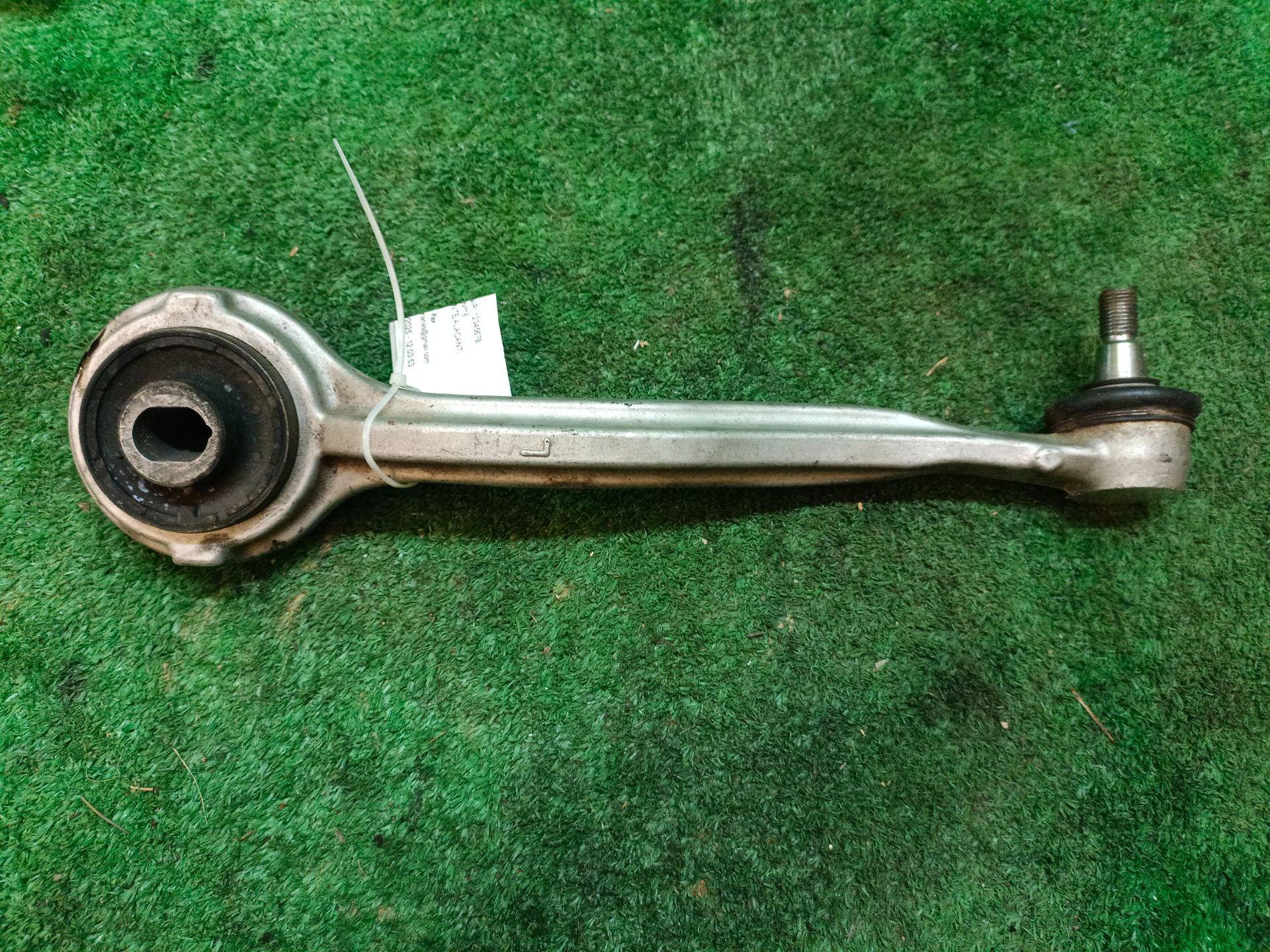 BRAZO SUSPENSION DELANTERO IZQUIERDO