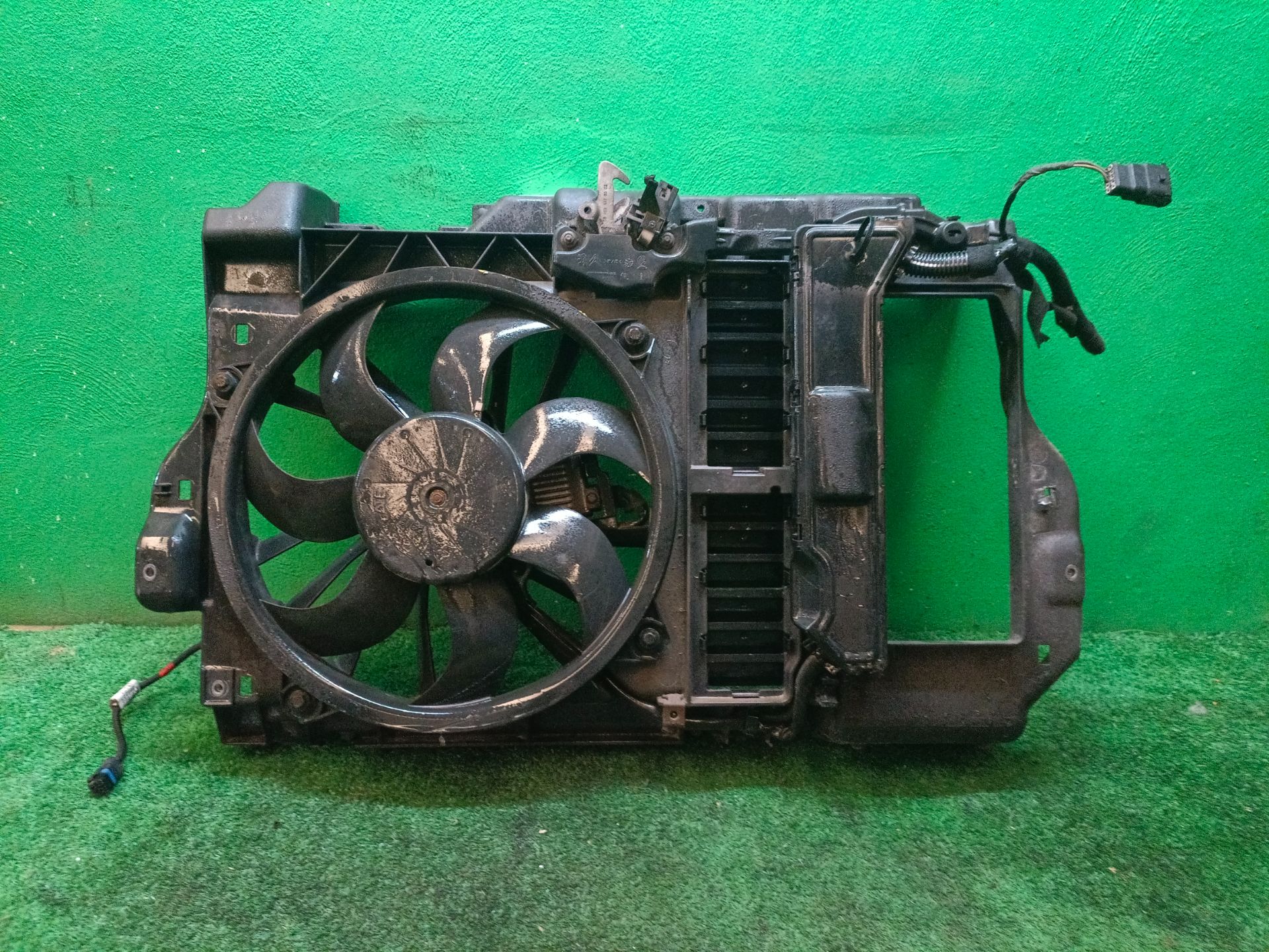 CALANDRA DELANTERA DE RADIADOR