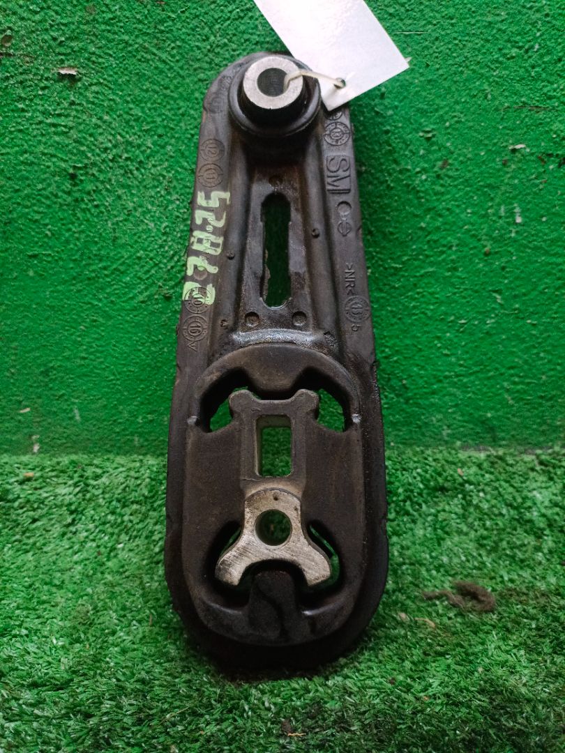 SOPORTE MOTOR TRASERO