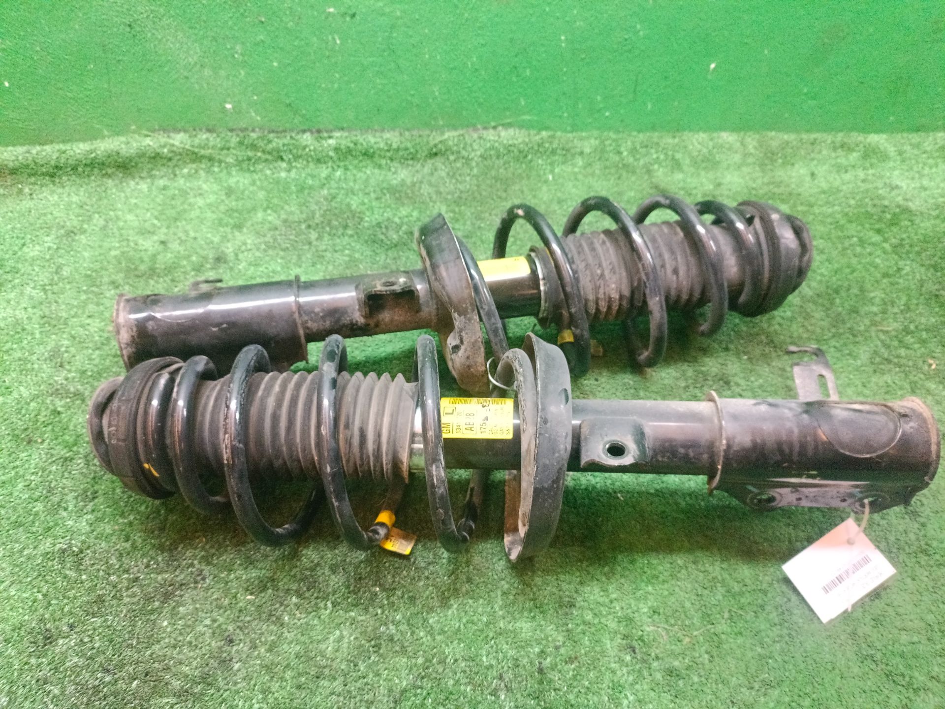 JUEGO AMORTIGUADORES DELANTERO