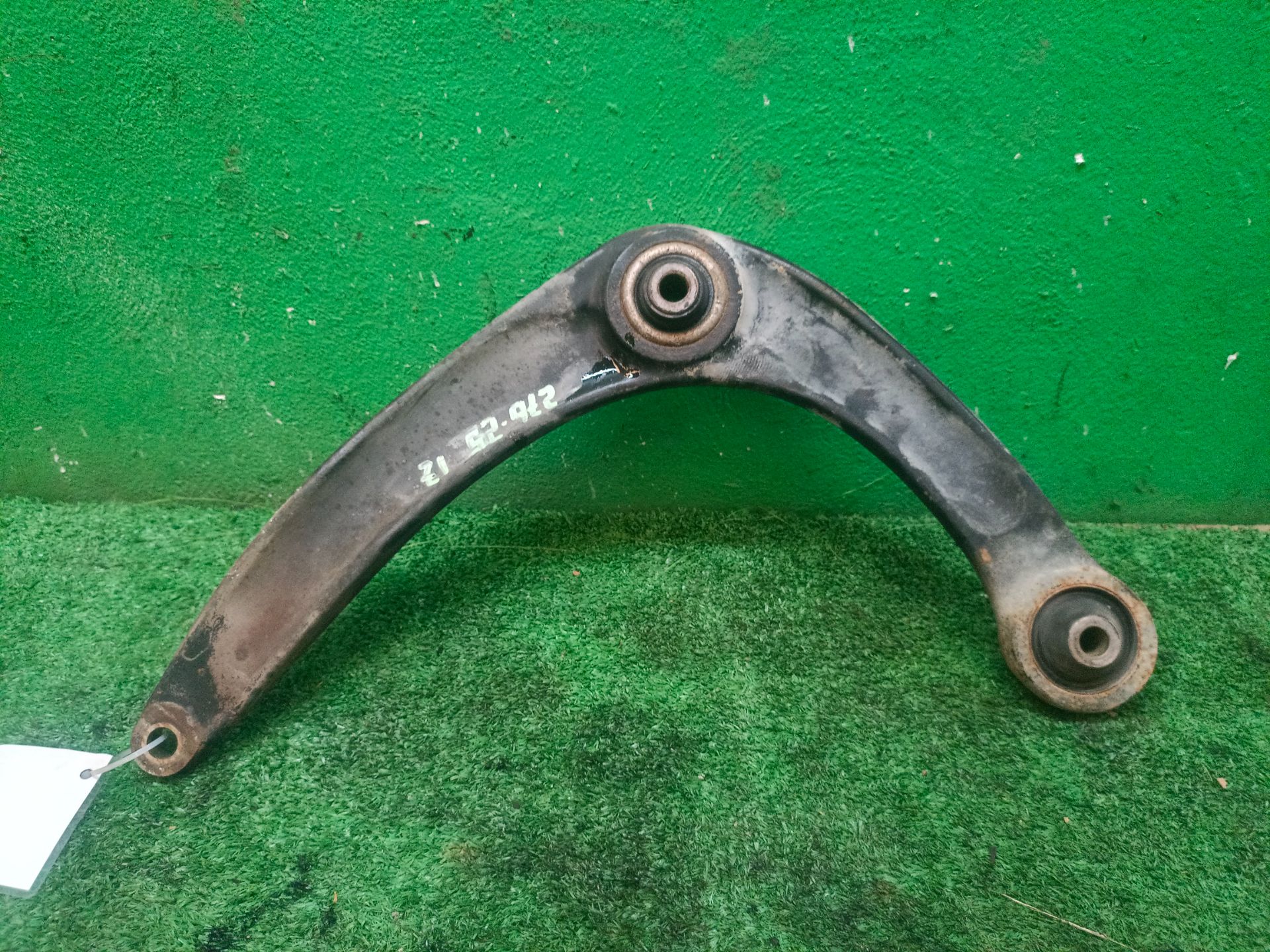 BRAZO SUSPENSION DELANTERO IZQUIERDO
