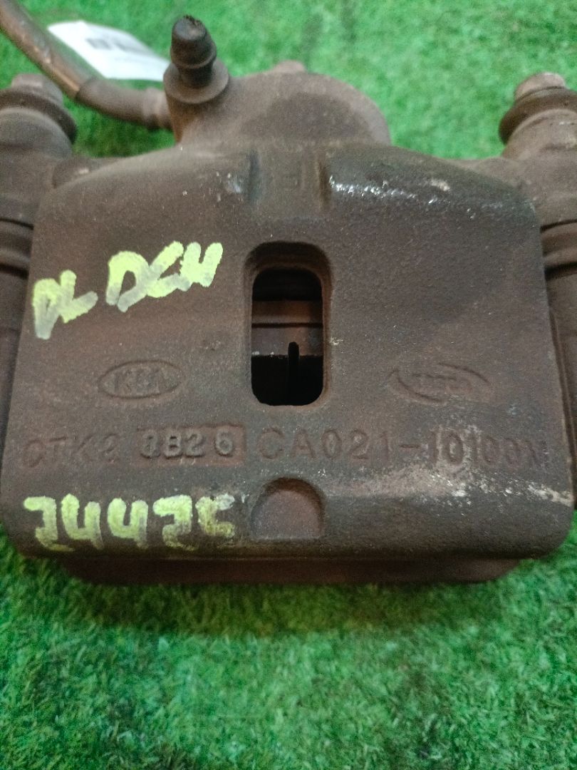 PINZA DE FRENO DELANTERA DERECHA