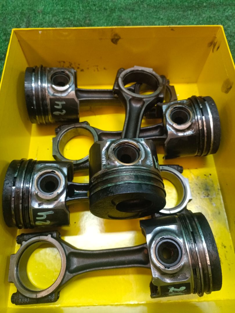 PISTON