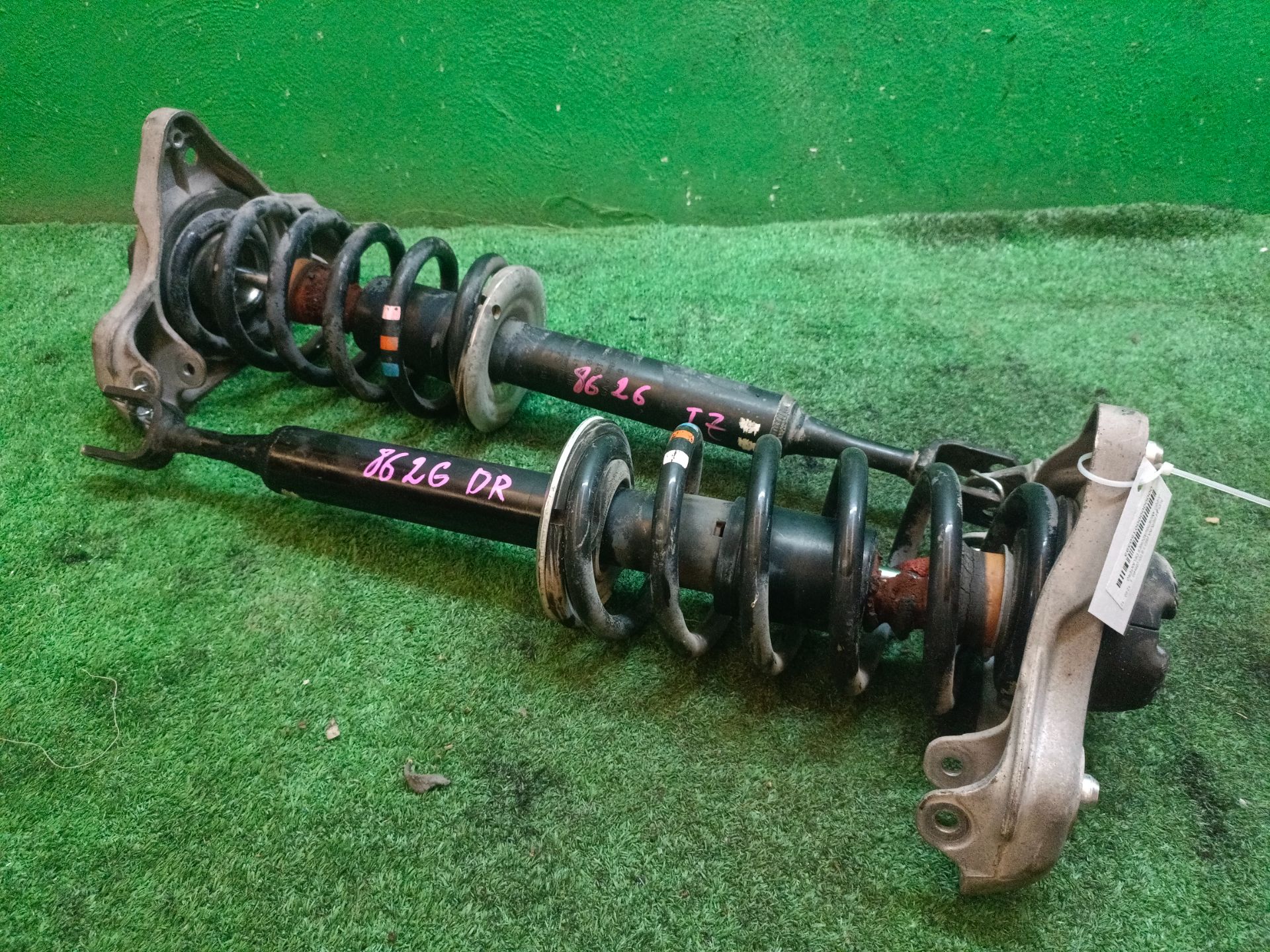JUEGO AMORTIGUADORES DELANTERO
