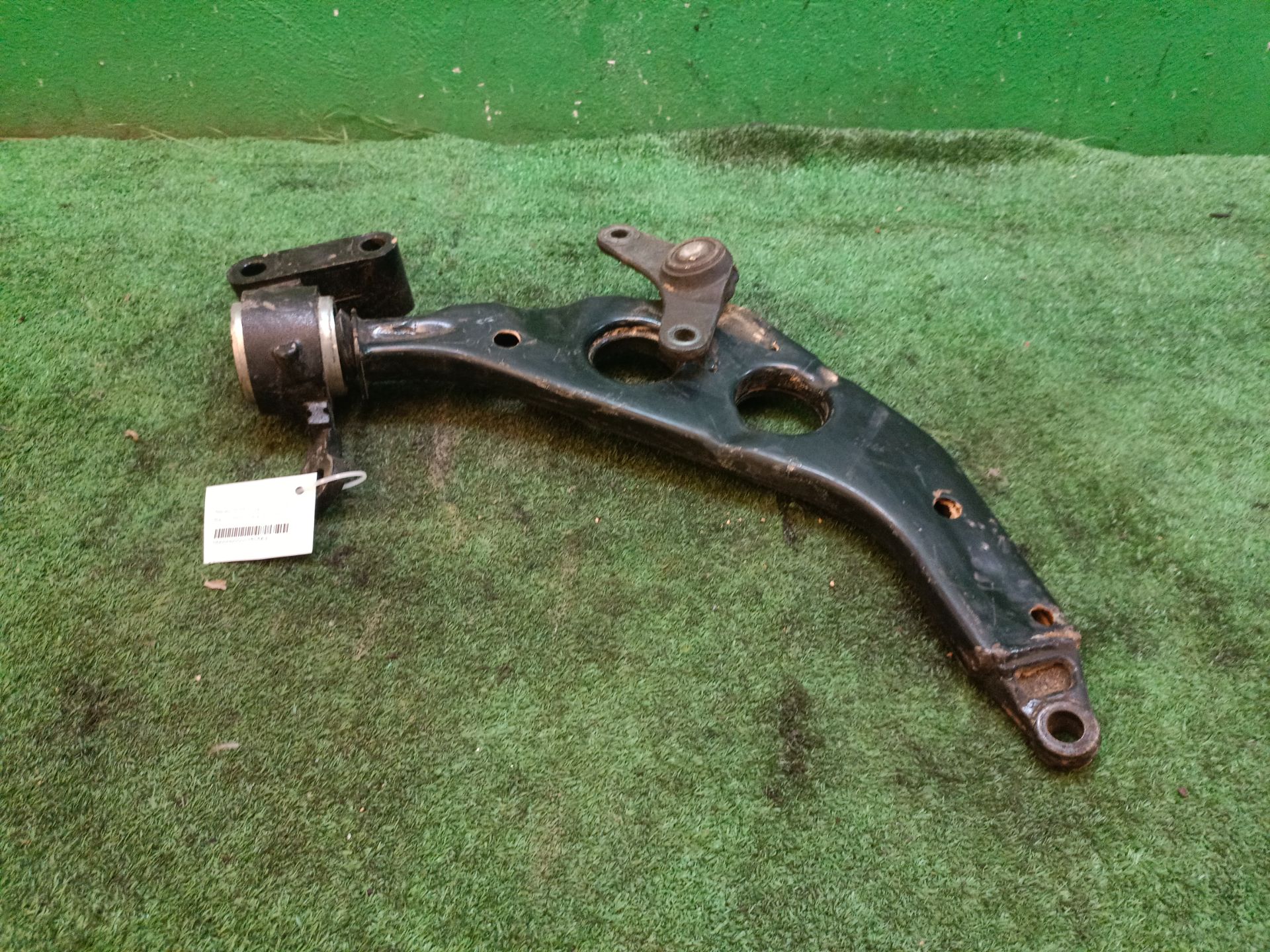 BRAZO SUSPENSION DELANTERO DERECHO
