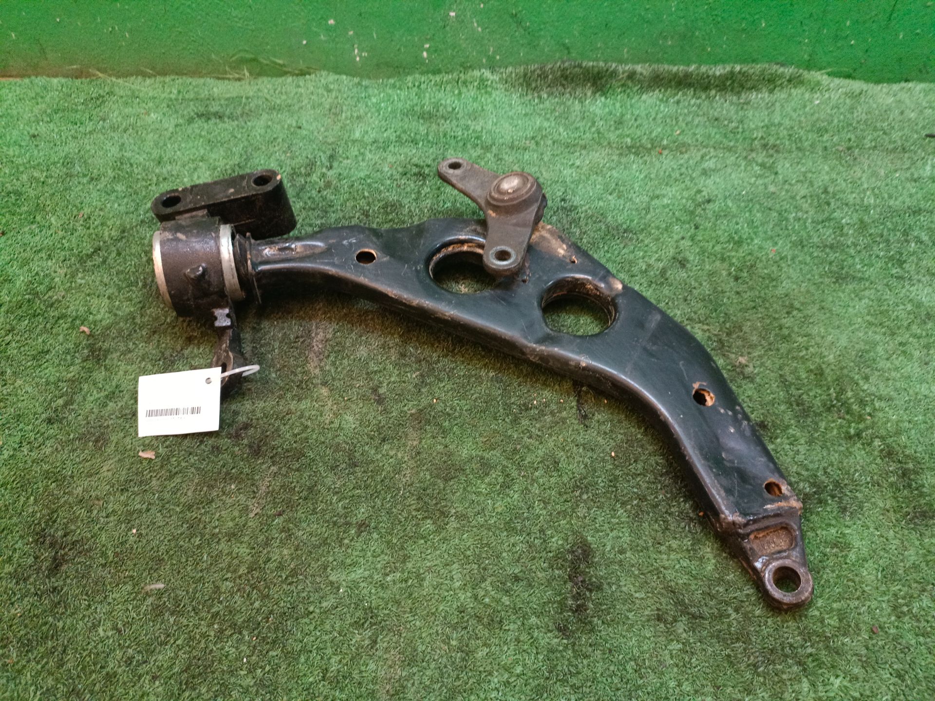 BRAZO SUSPENSION DELANTERO DERECHO