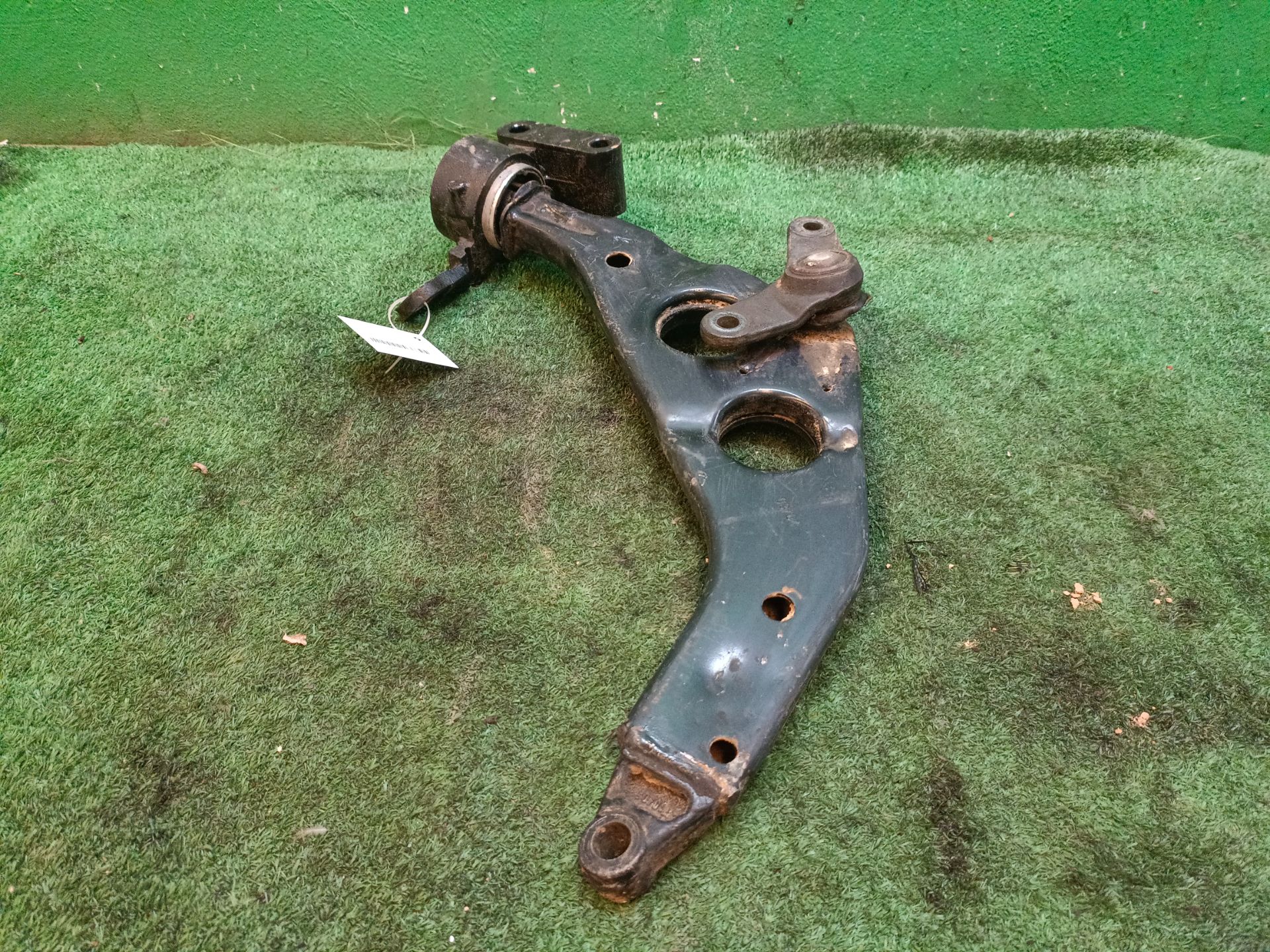 BRAZO SUSPENSION DELANTERO DERECHO