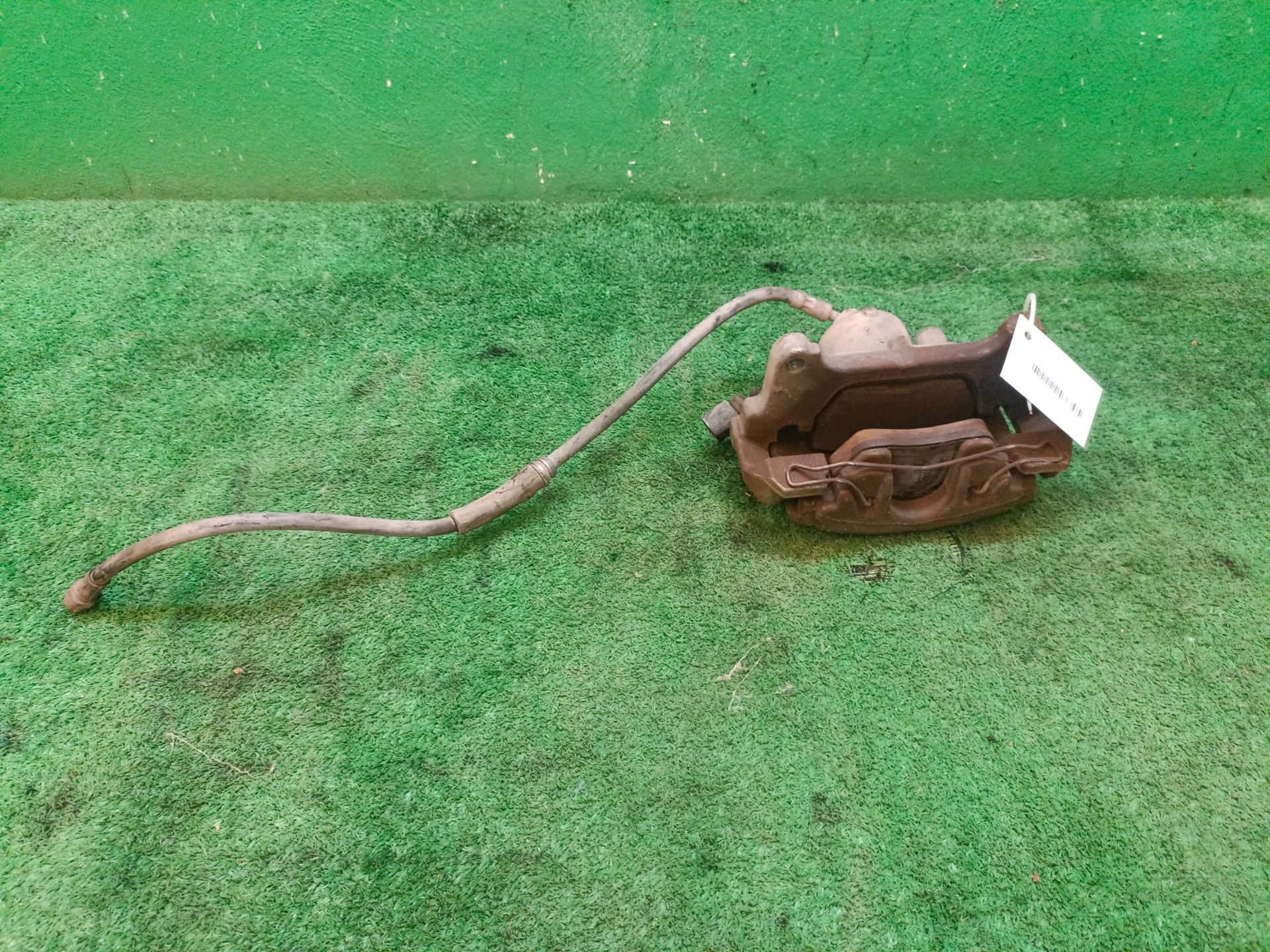 PINZA DE FRENO DELANTERA IZQUIERDA