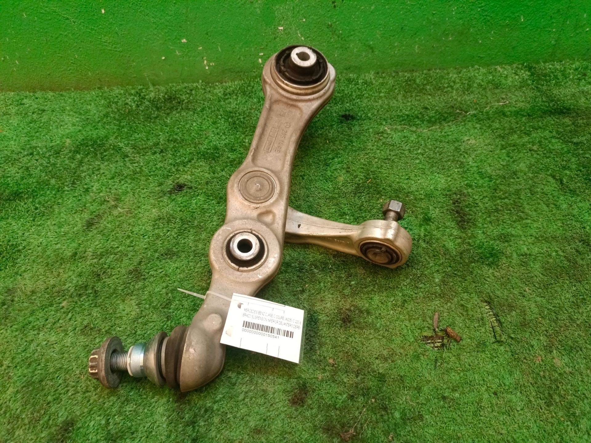 BRAZO SUSPENSION INFERIOR DELANTERO DERECHO