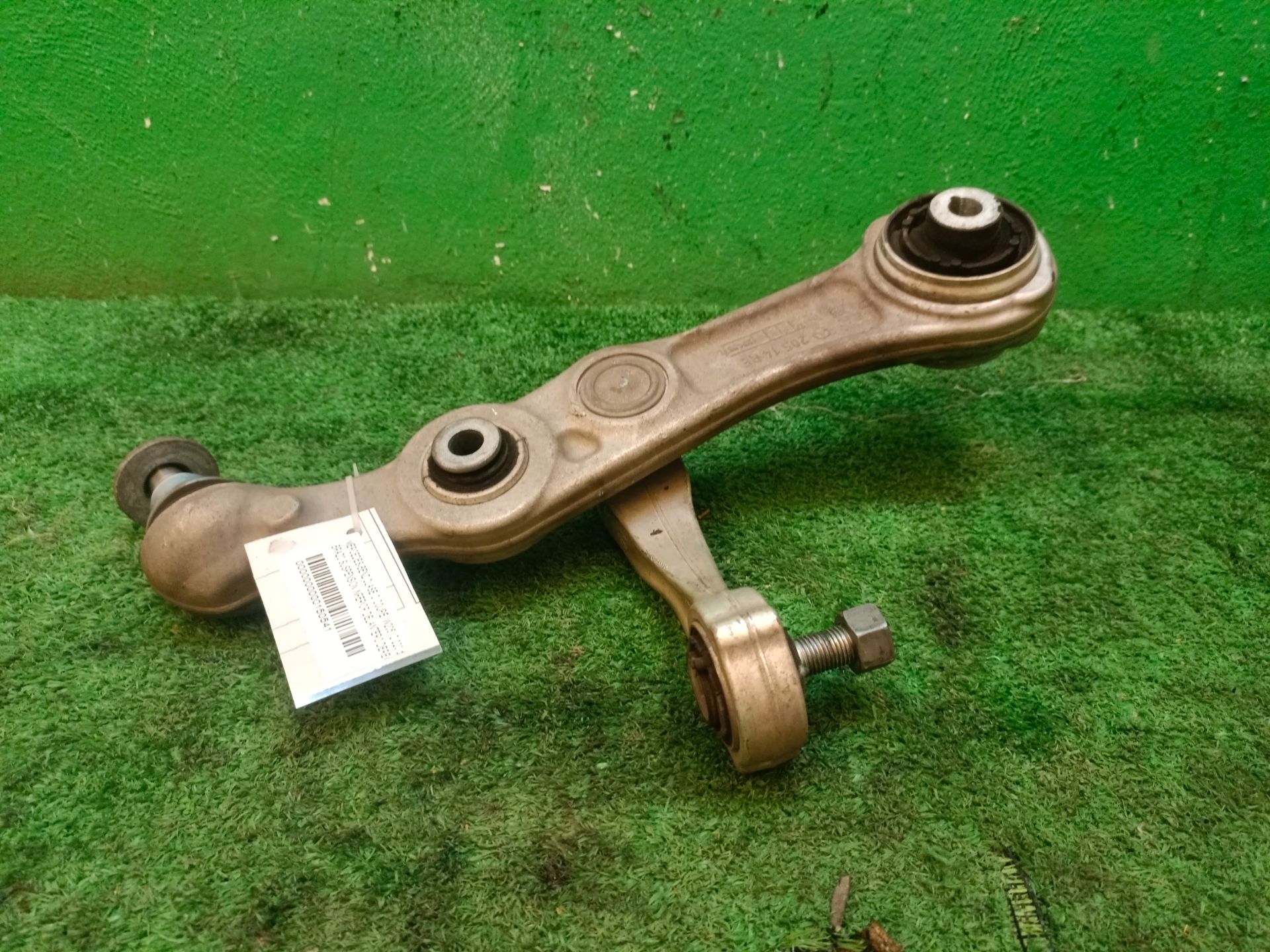 BRAZO SUSPENSION INFERIOR DELANTERO DERECHO