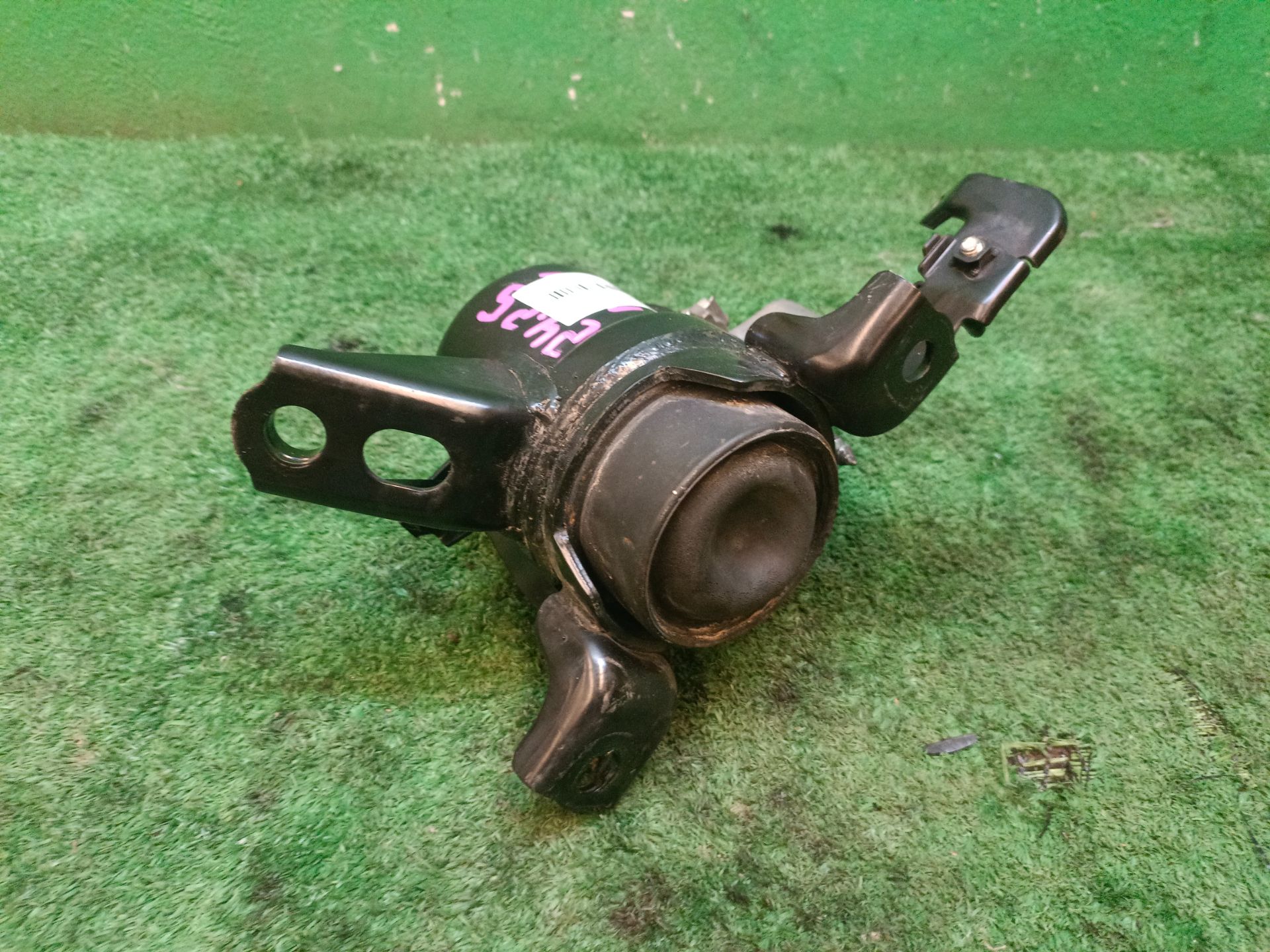 SOPORTE MOTOR DERECHO