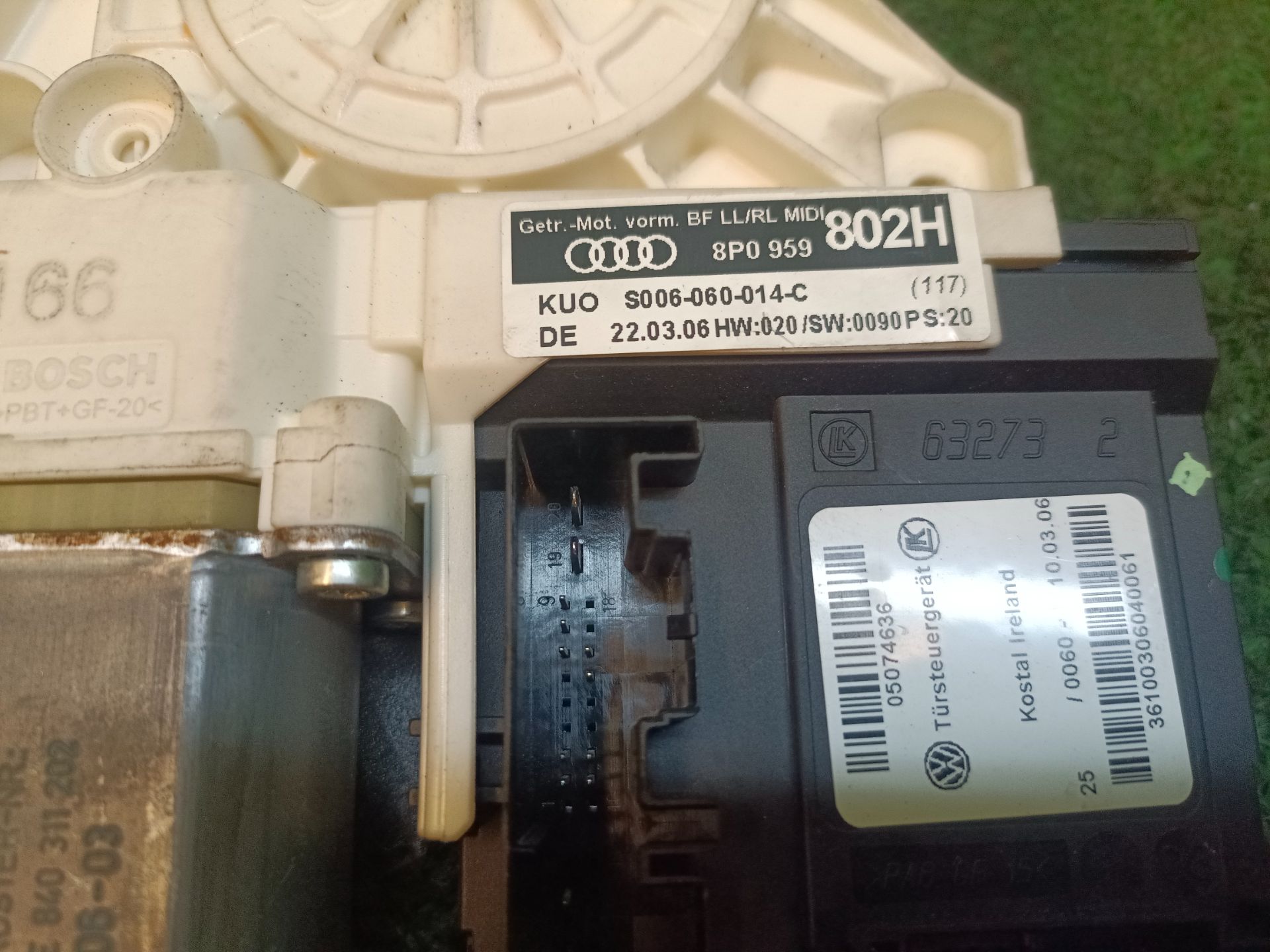 MOTOR ELEVALUNAS DELANTERO DERECHO