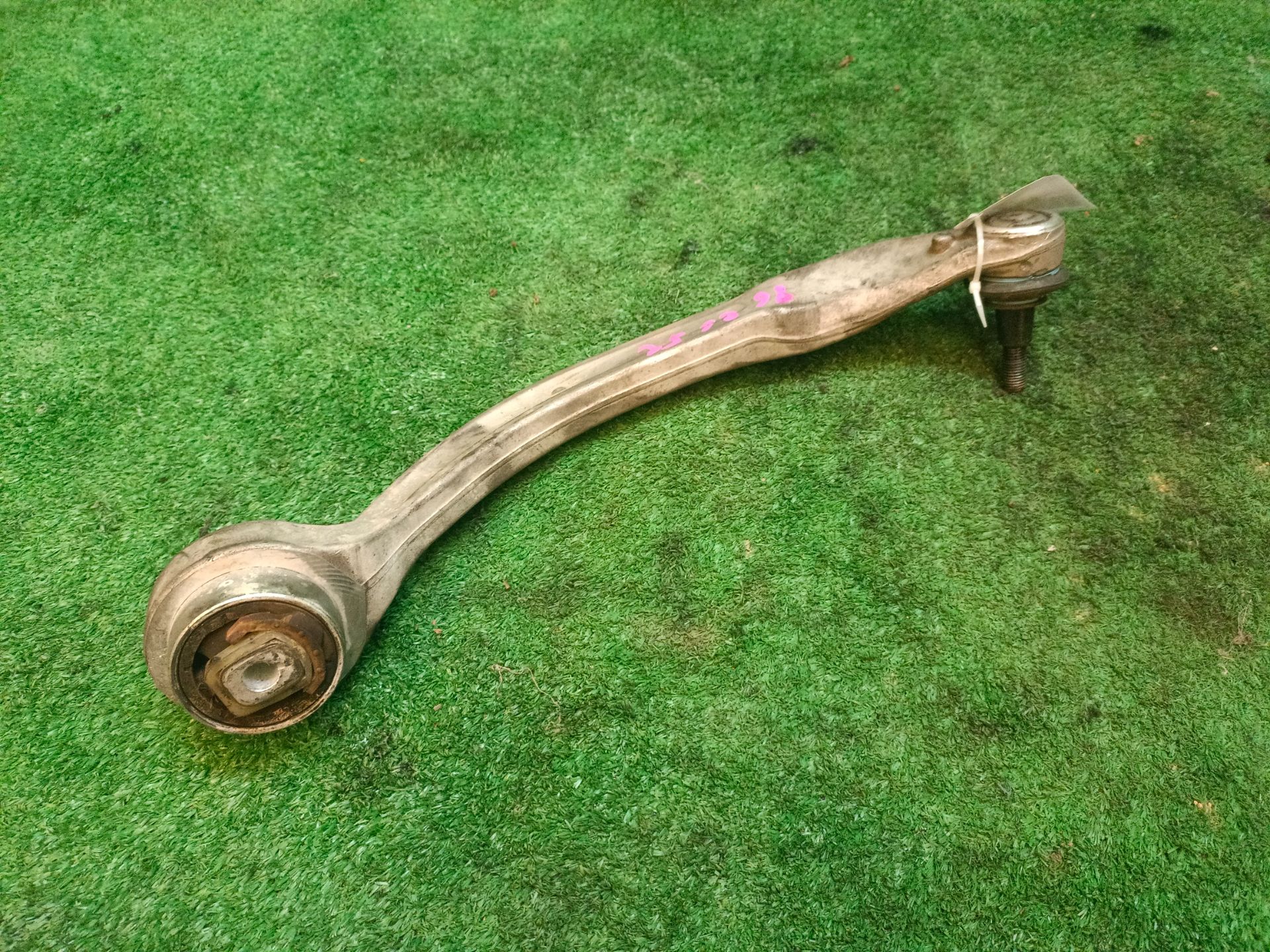 BRAZO SUSPENSION DELANTERO IZQUIERDO
